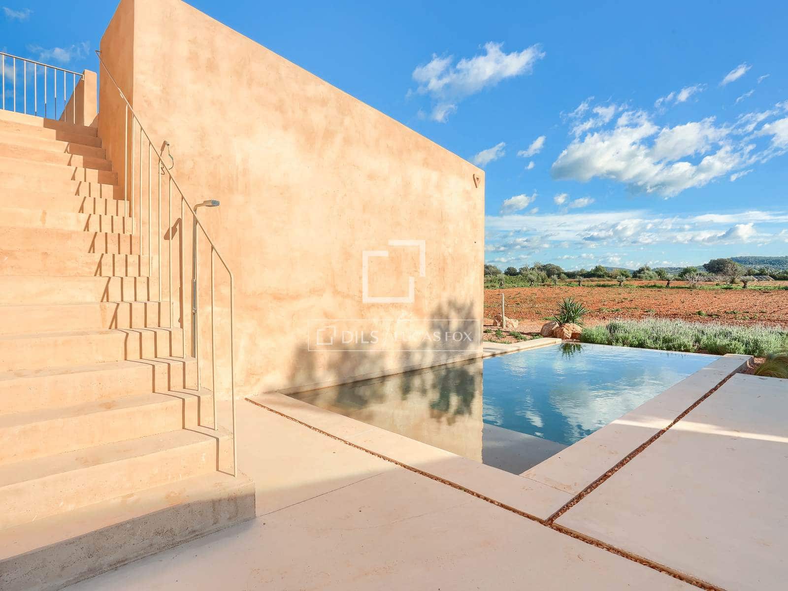 4 bedroom Finca/Country House for sale in Felanitx with pool garage - € 2,650,000 (Ref: 9793586)