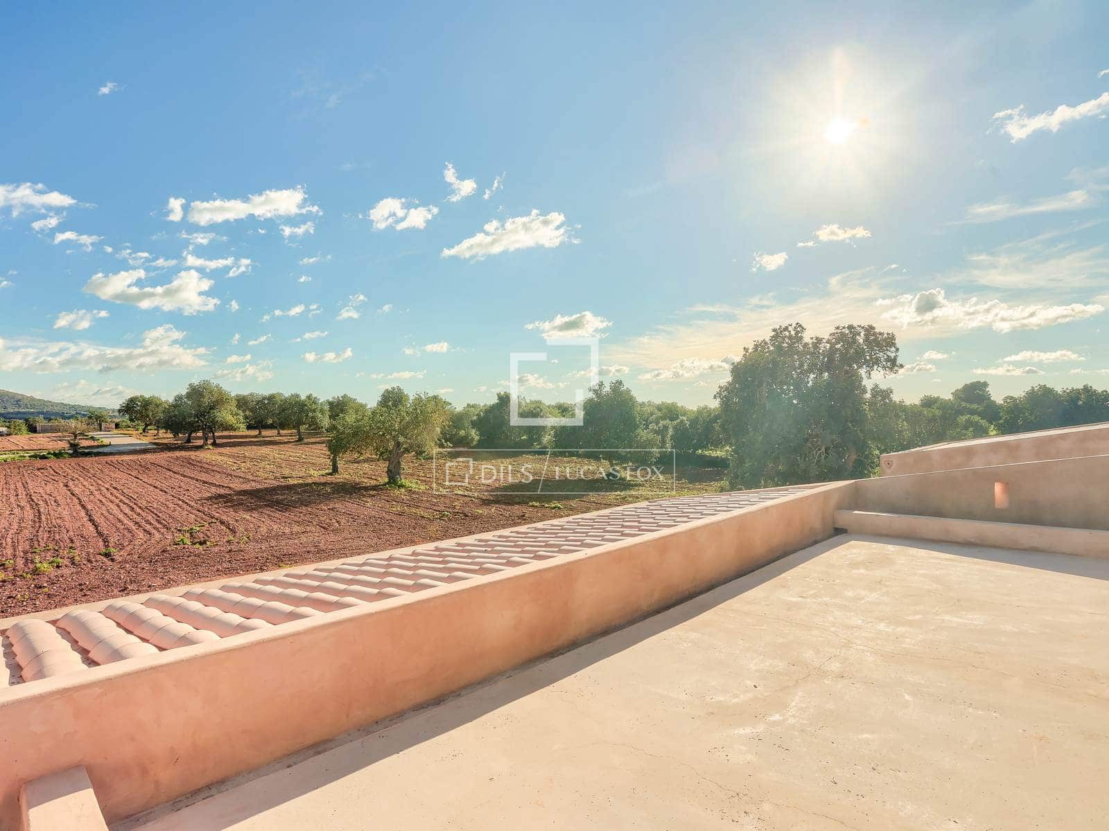 4 bedroom Finca/Country House for sale in Felanitx with pool garage - € 2,650,000 (Ref: 9793586)