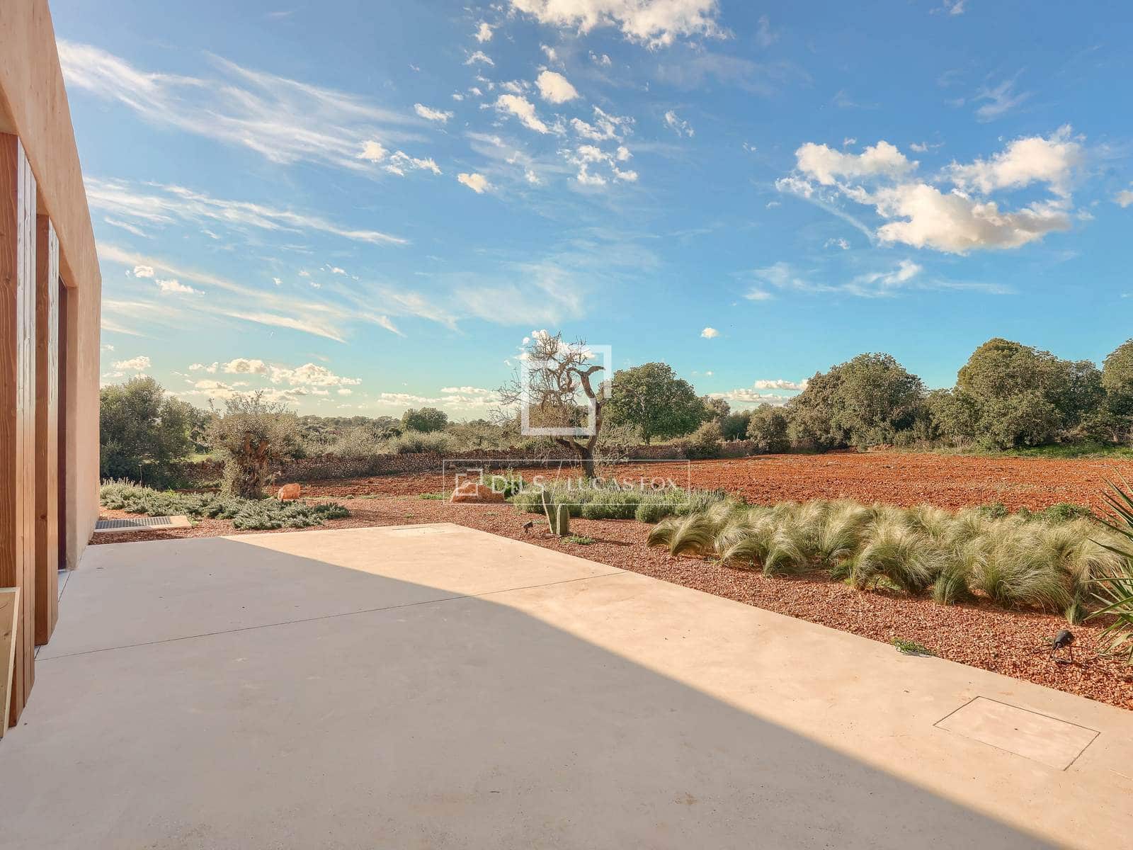 4 bedroom Finca/Country House for sale in Felanitx with pool garage - € 2,650,000 (Ref: 9793586)