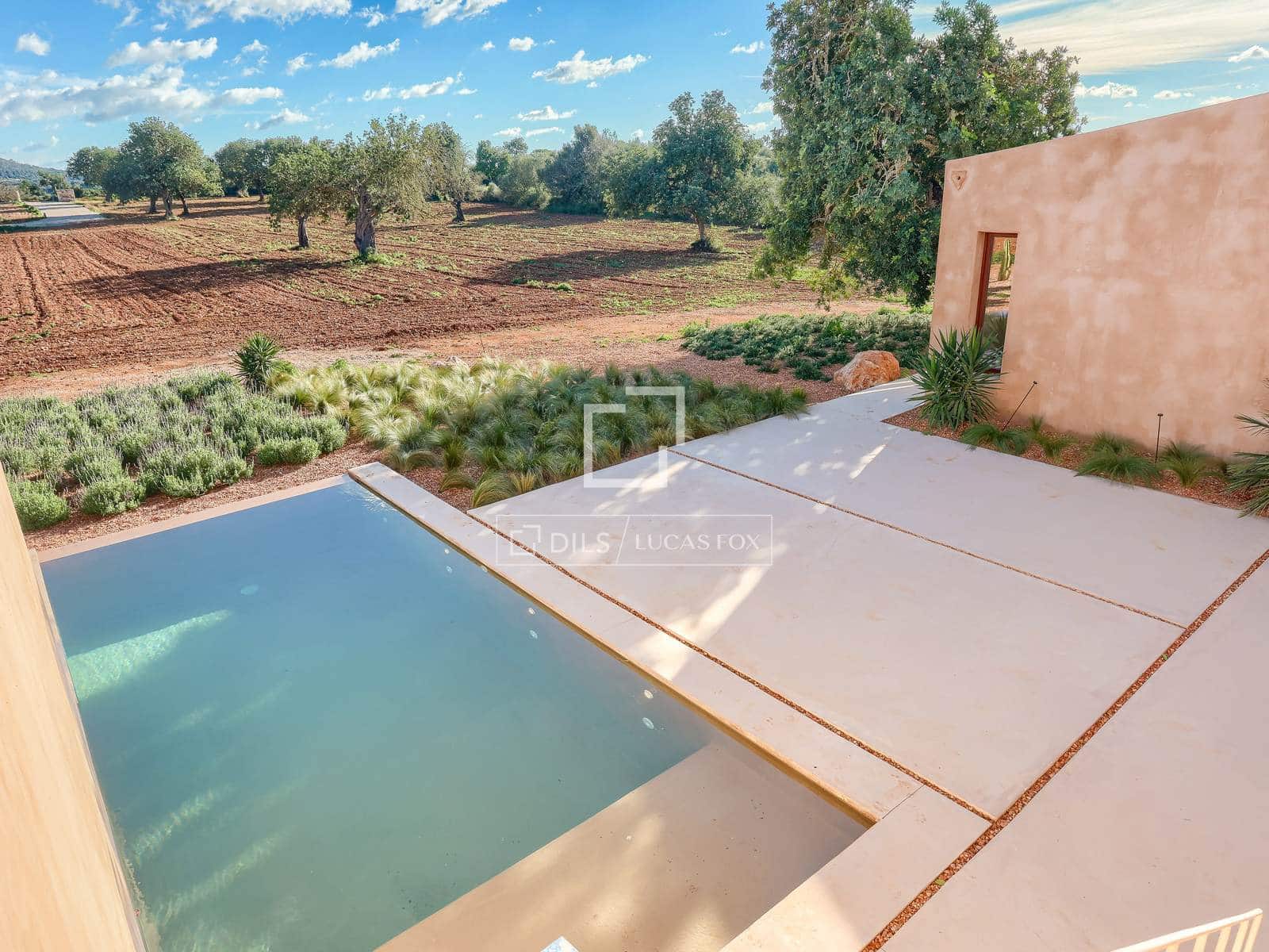 4 bedroom Finca/Country House for sale in Felanitx with pool garage - € 2,650,000 (Ref: 9793586)