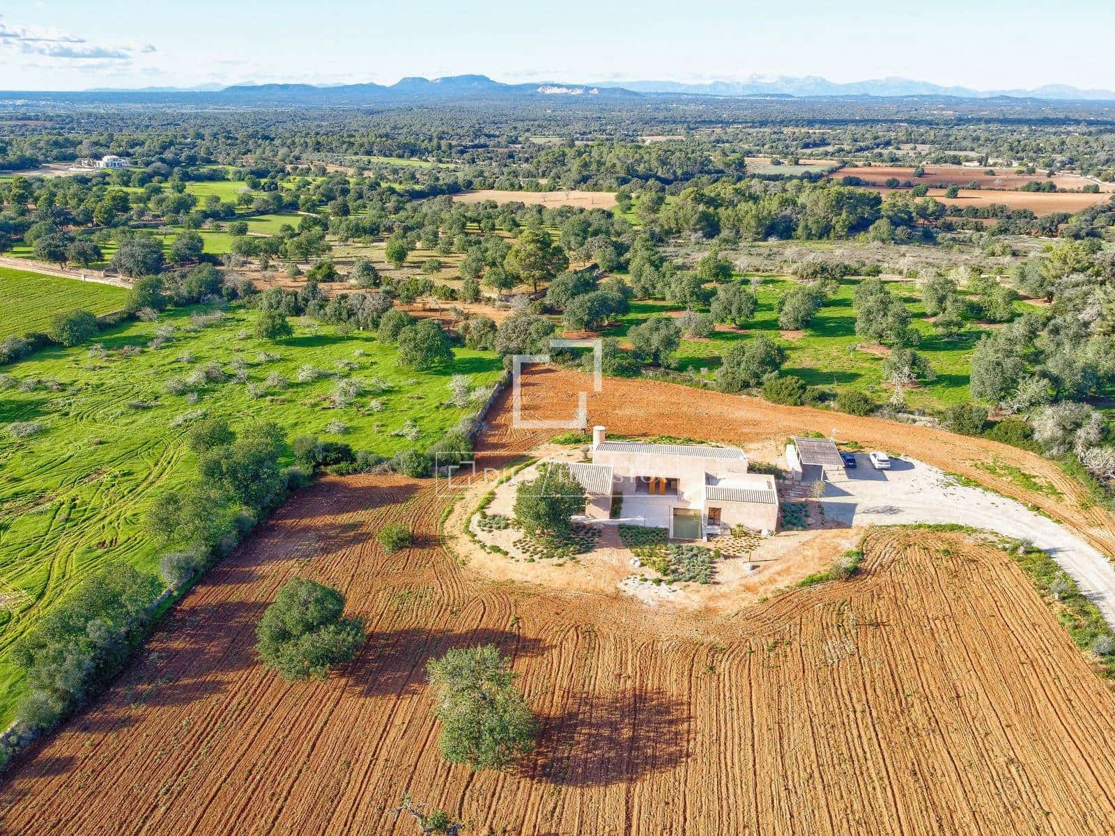 4 bedroom Finca/Country House for sale in Felanitx with pool garage - € 2,650,000 (Ref: 9793586)