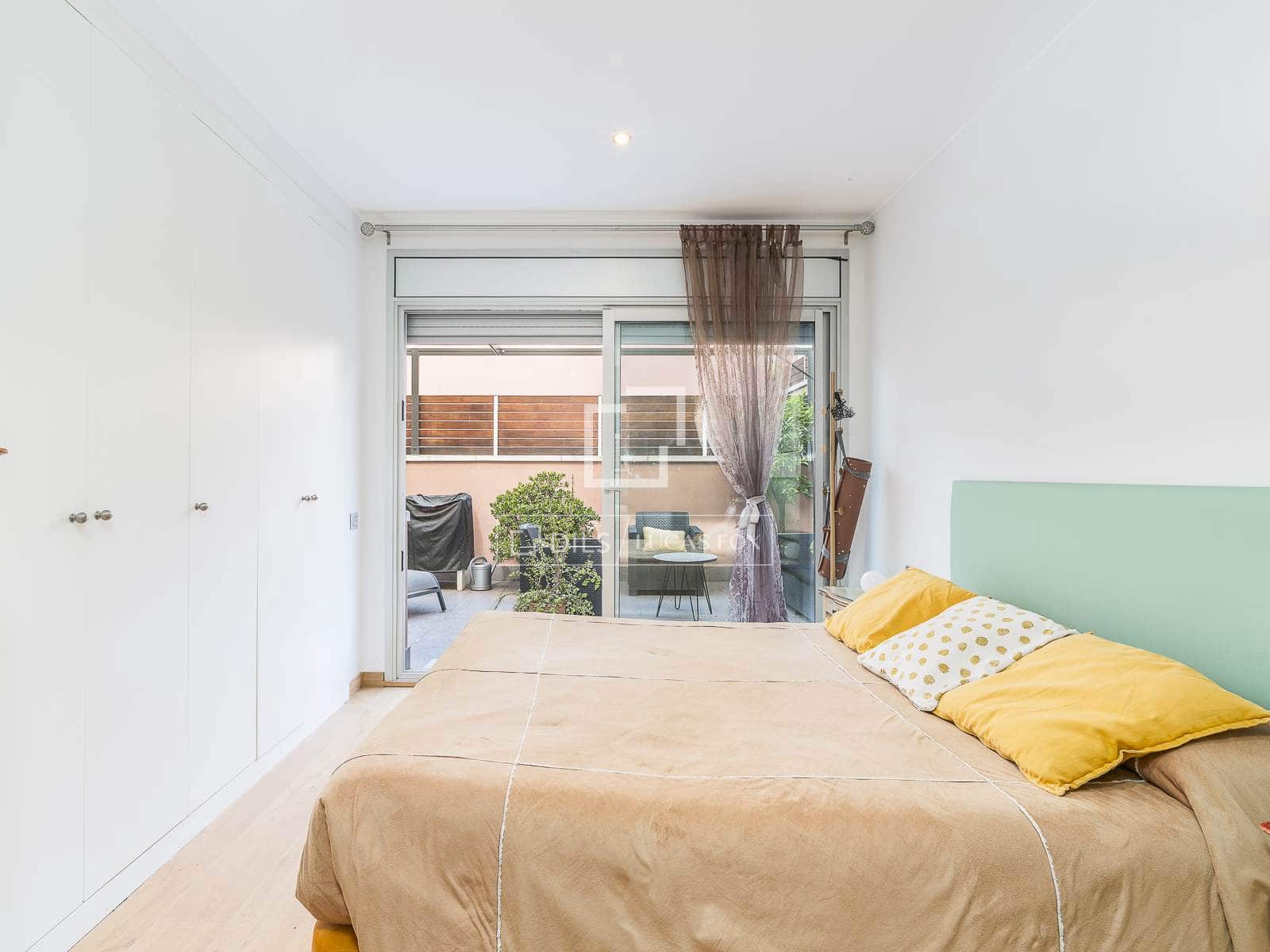 3 sypialnia Apartament na sprzedaż w Miasto Barcelona z basenem garażem - 675 000 € (Ref: 9793639)