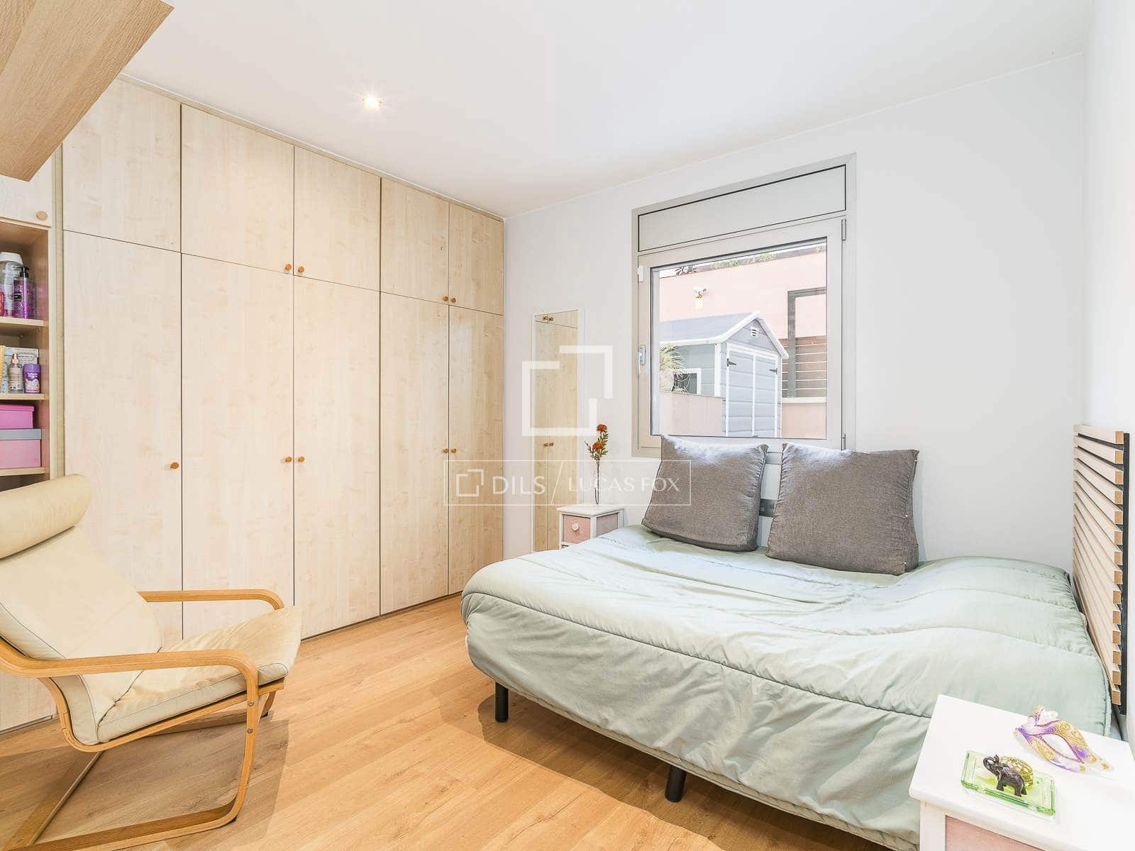 3 sypialnia Apartament na sprzedaż w Miasto Barcelona z basenem garażem - 675 000 € (Ref: 9793639)