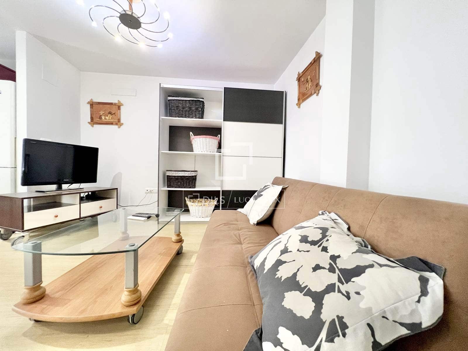 1 slaapkamer Appartement te koop in Alicante stad met zwembad - € 179.000 (Ref: 9793641)