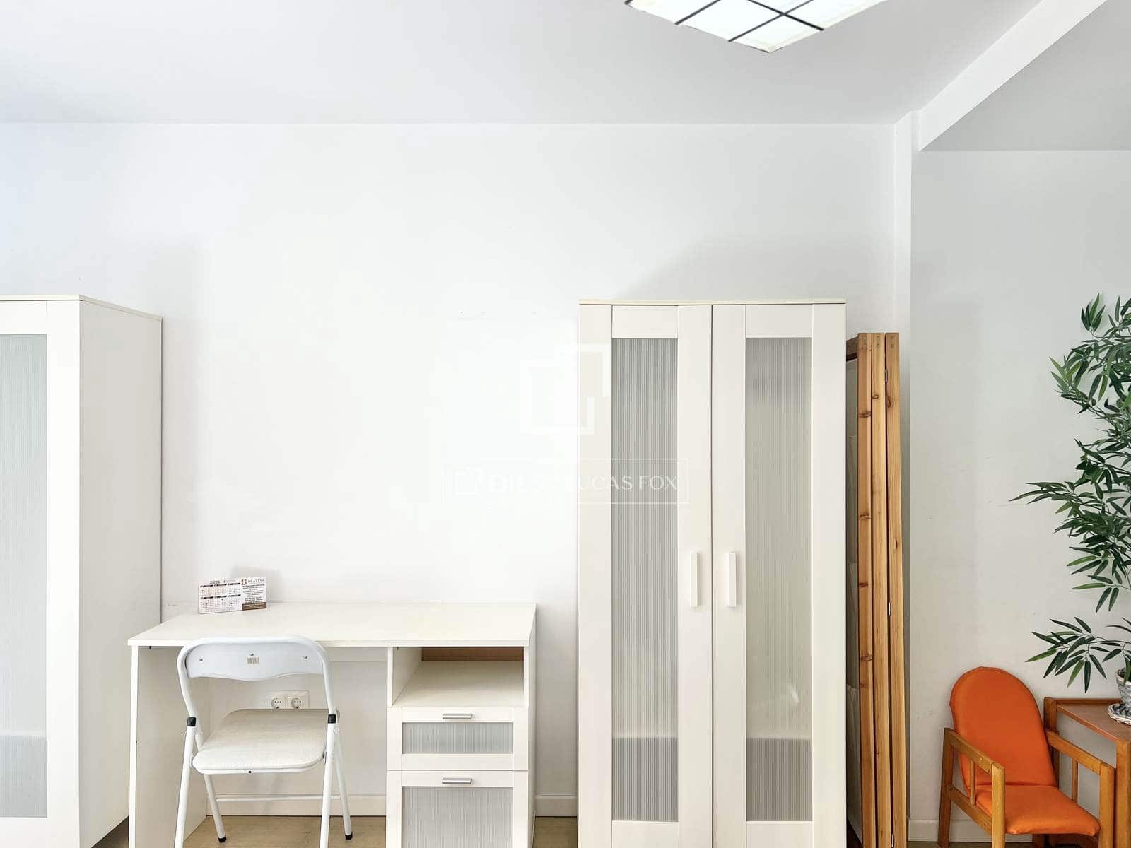 1 slaapkamer Appartement te koop in Alicante stad met zwembad - € 179.000 (Ref: 9793641)