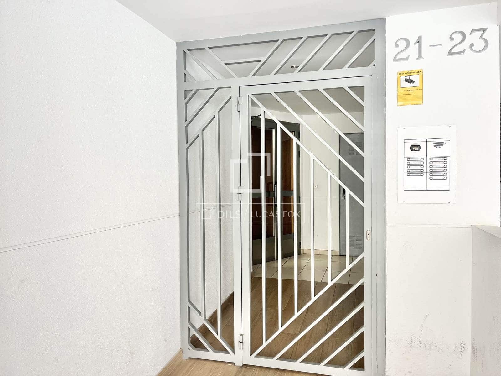 1 slaapkamer Appartement te koop in Alicante stad met zwembad - € 179.000 (Ref: 9793641)