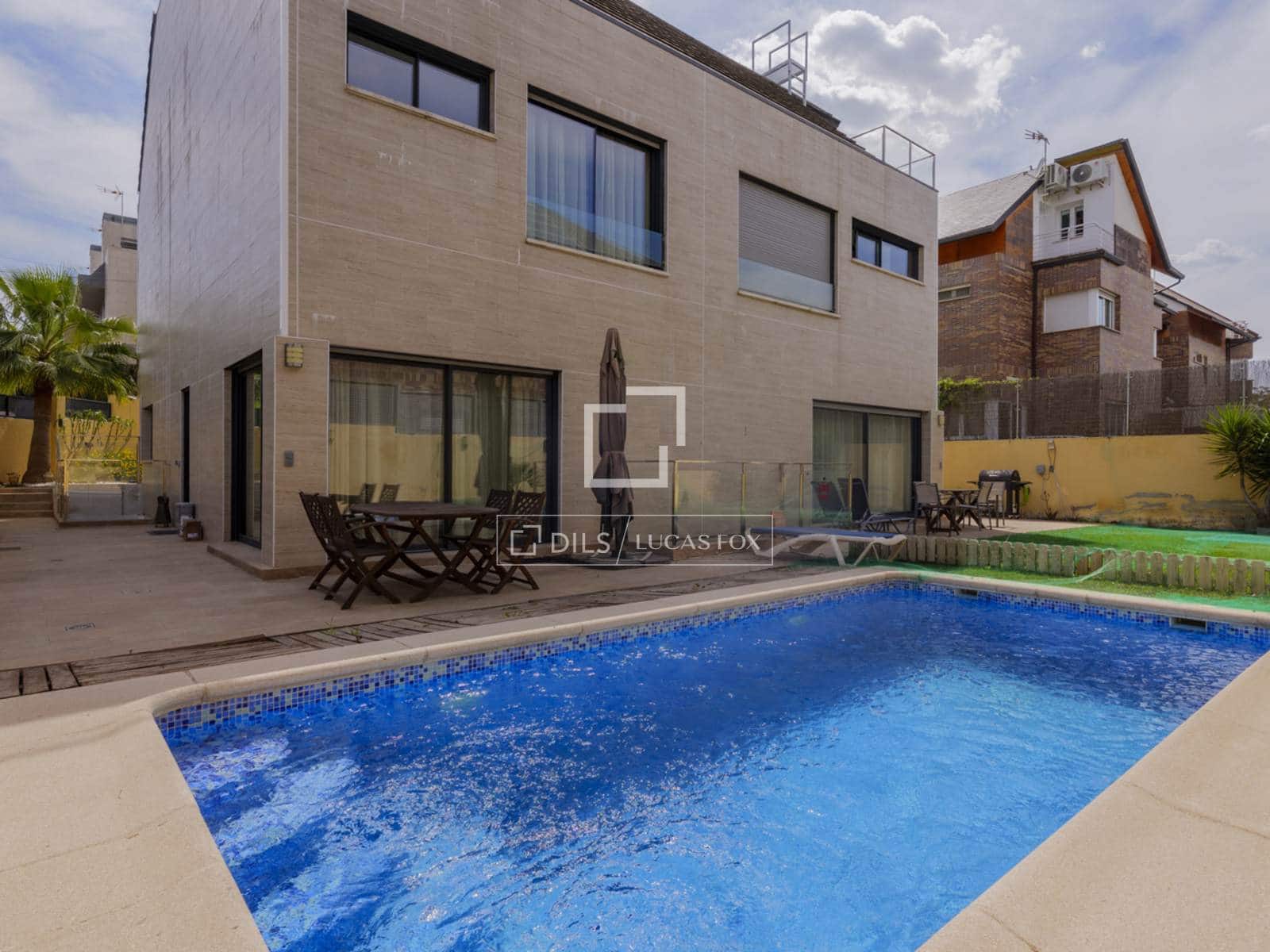 5 Zimmer Villa zu verkaufen in Pozuelo de Alarcon mit Pool Garage - 1.525.000 € (Ref: 9793643)