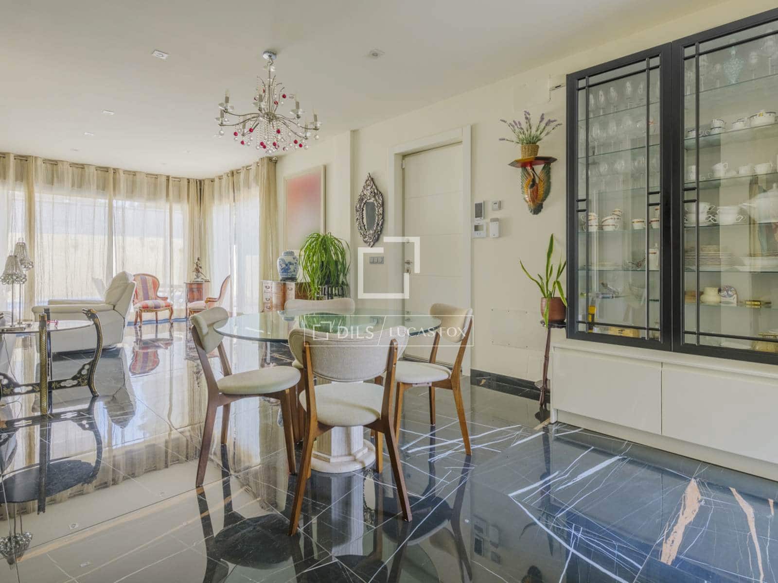 5 Zimmer Villa zu verkaufen in Pozuelo de Alarcon mit Pool Garage - 1.525.000 € (Ref: 9793643)