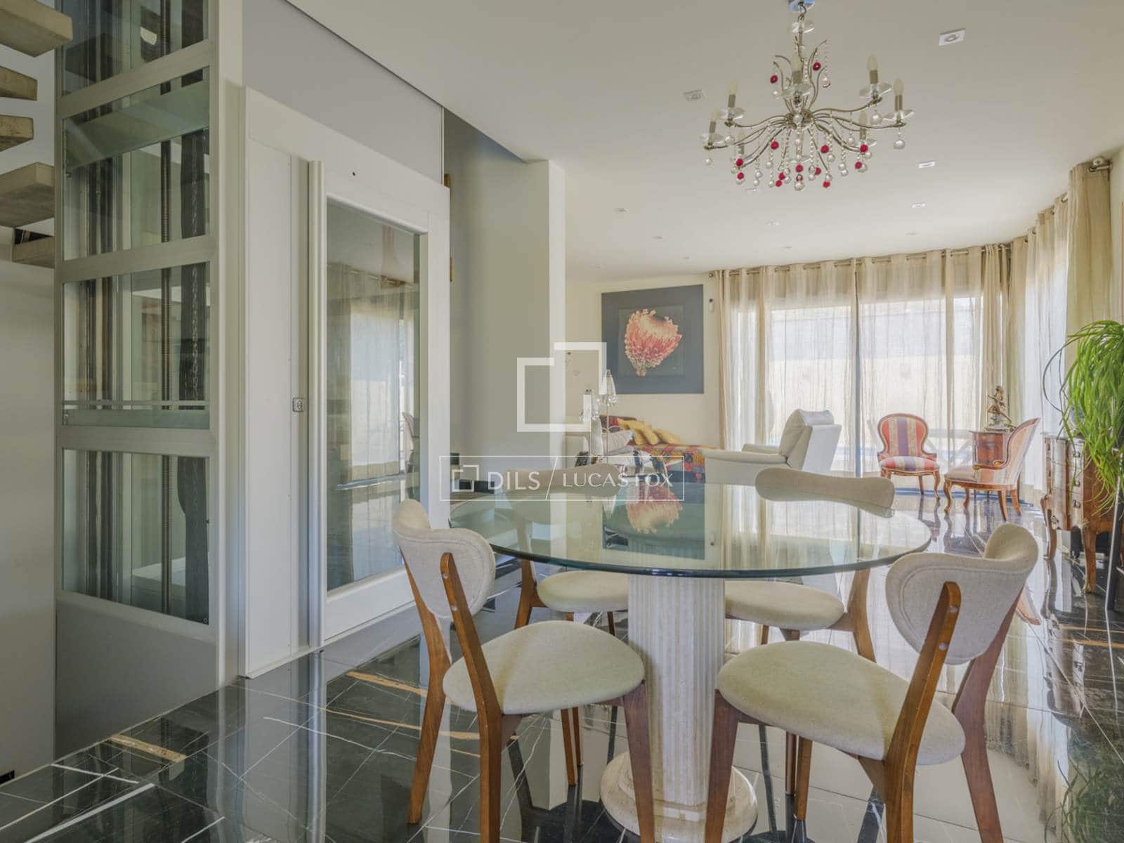 5 Zimmer Villa zu verkaufen in Pozuelo de Alarcon mit Pool Garage - 1.525.000 € (Ref: 9793643)