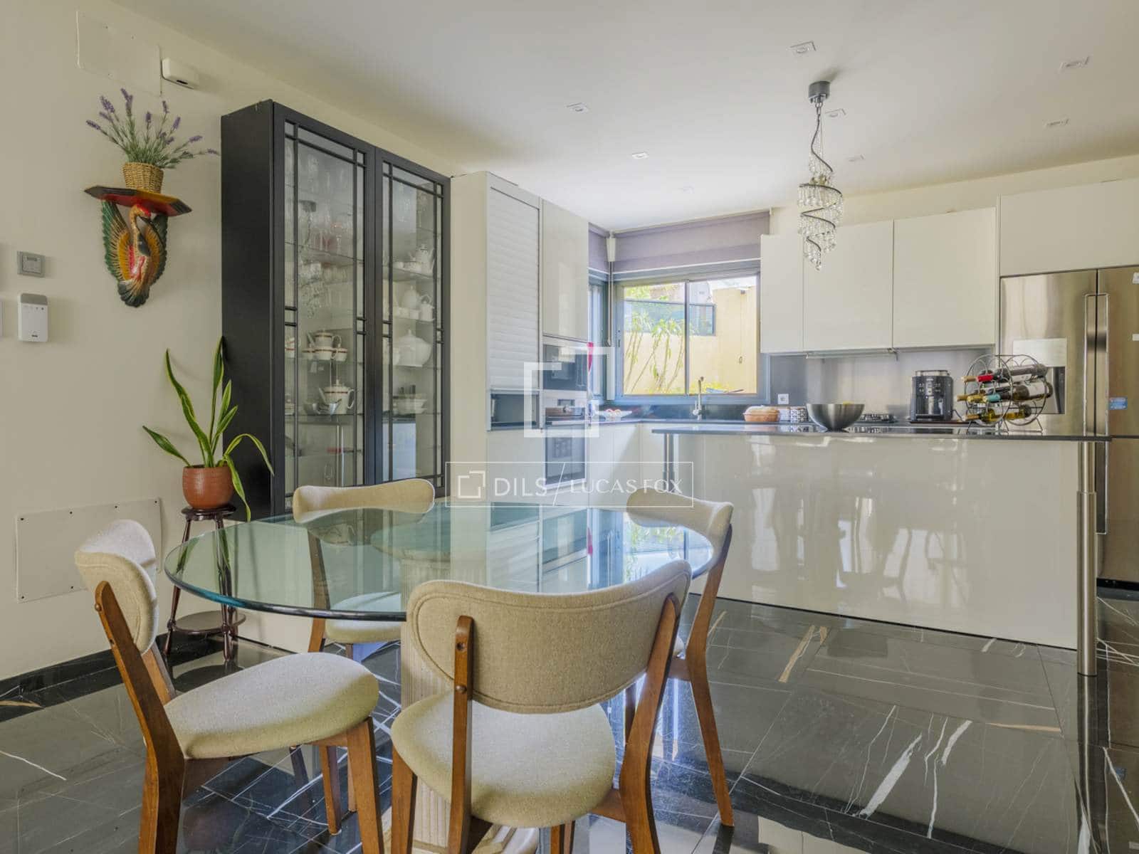 5 Zimmer Villa zu verkaufen in Pozuelo de Alarcon mit Pool Garage - 1.525.000 € (Ref: 9793643)