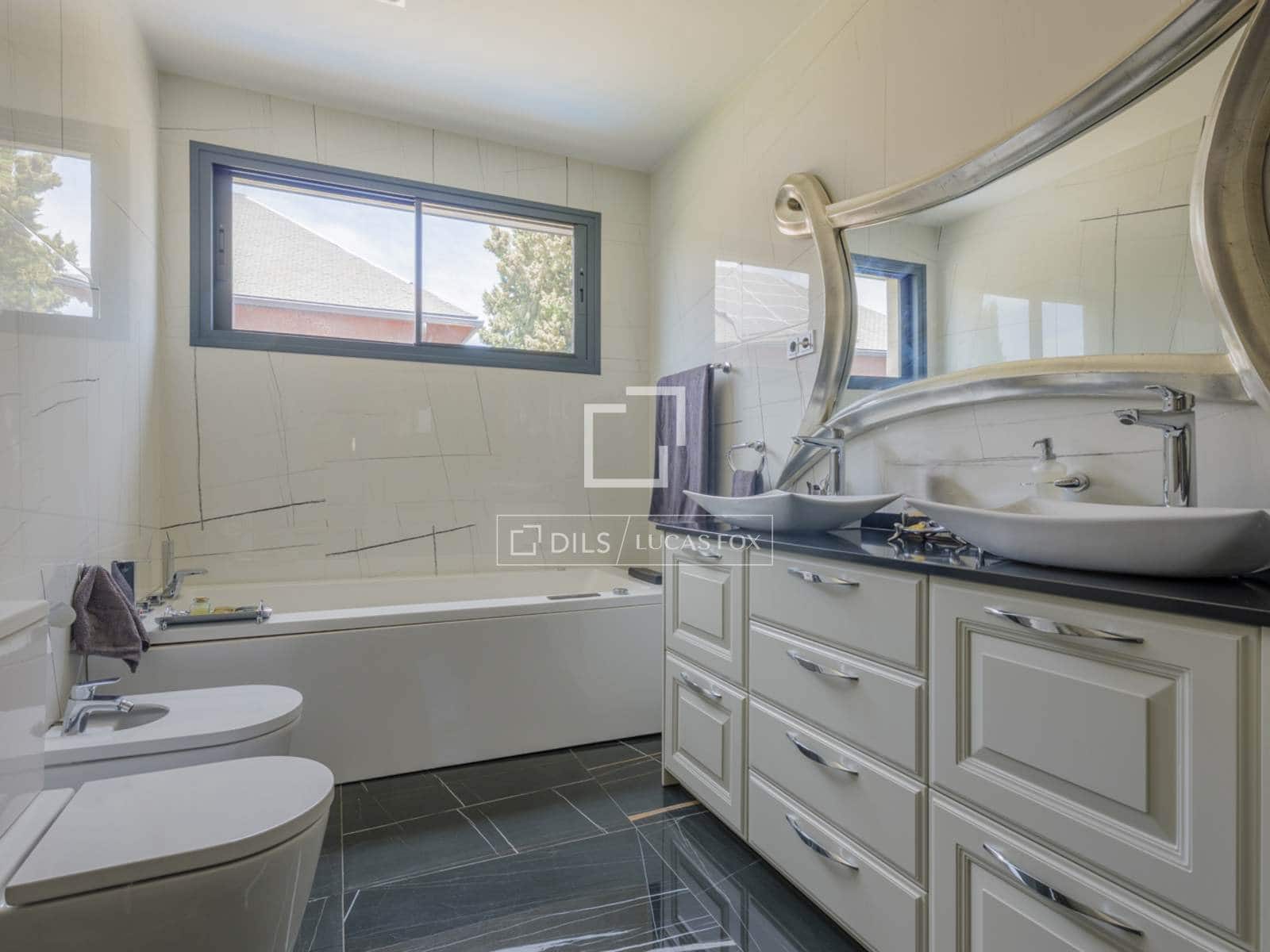 5 Zimmer Villa zu verkaufen in Pozuelo de Alarcon mit Pool Garage - 1.525.000 € (Ref: 9793643)