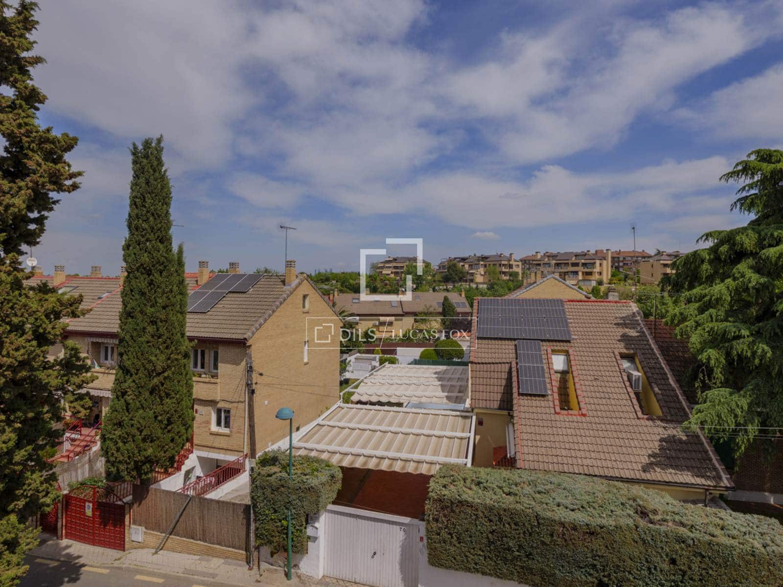 5 Zimmer Villa zu verkaufen in Pozuelo de Alarcon mit Pool Garage - 1.525.000 € (Ref: 9793643)