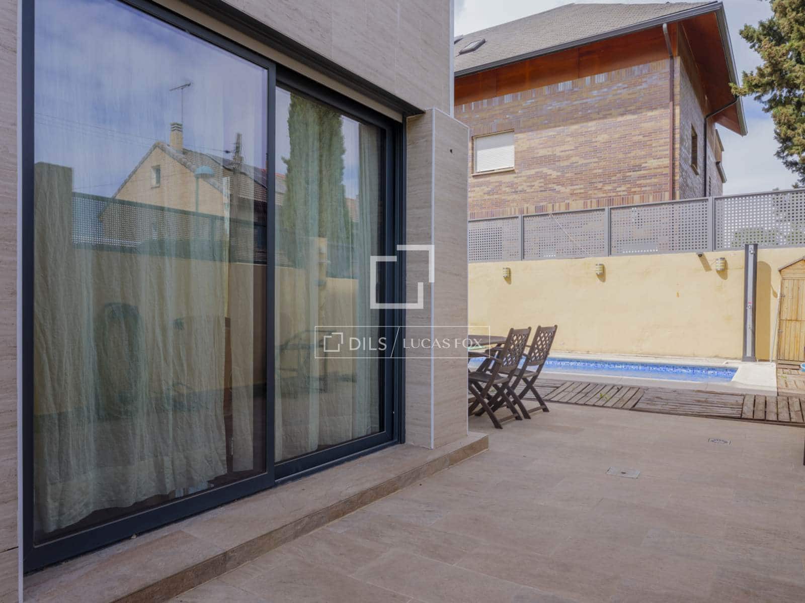 5 Zimmer Villa zu verkaufen in Pozuelo de Alarcon mit Pool Garage - 1.525.000 € (Ref: 9793643)