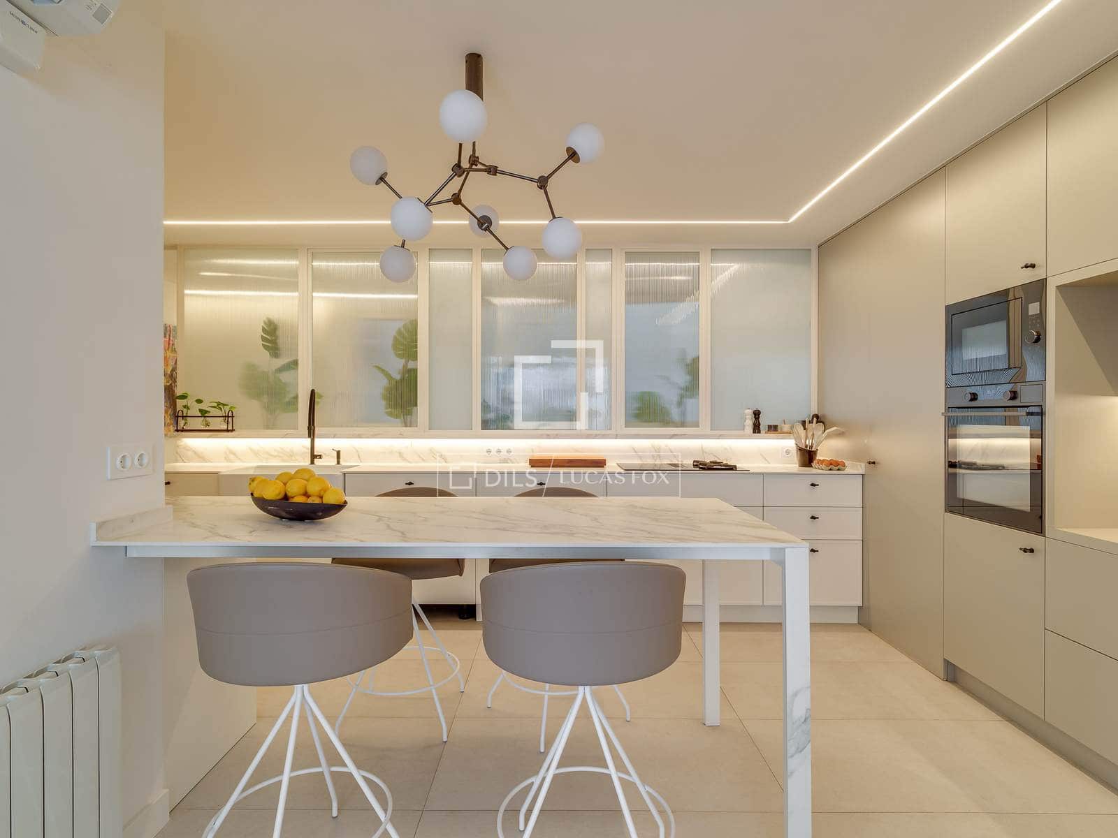 5 sovrum Lägenhet att hyra i Barcelona stad med garage - 8 500 € (Ref: 9795234)