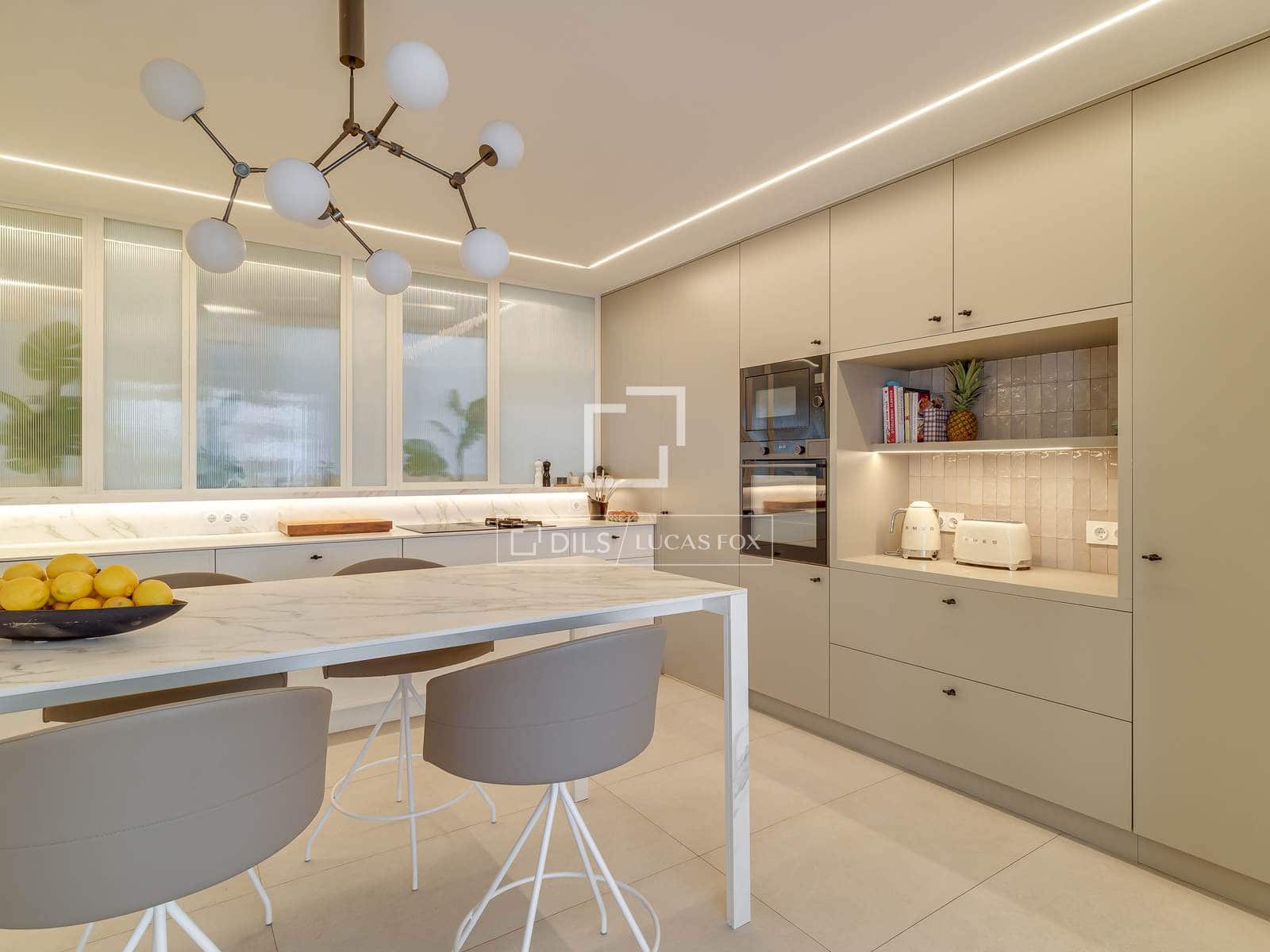 5 sovrum Lägenhet att hyra i Barcelona stad med garage - 8 500 € (Ref: 9795234)