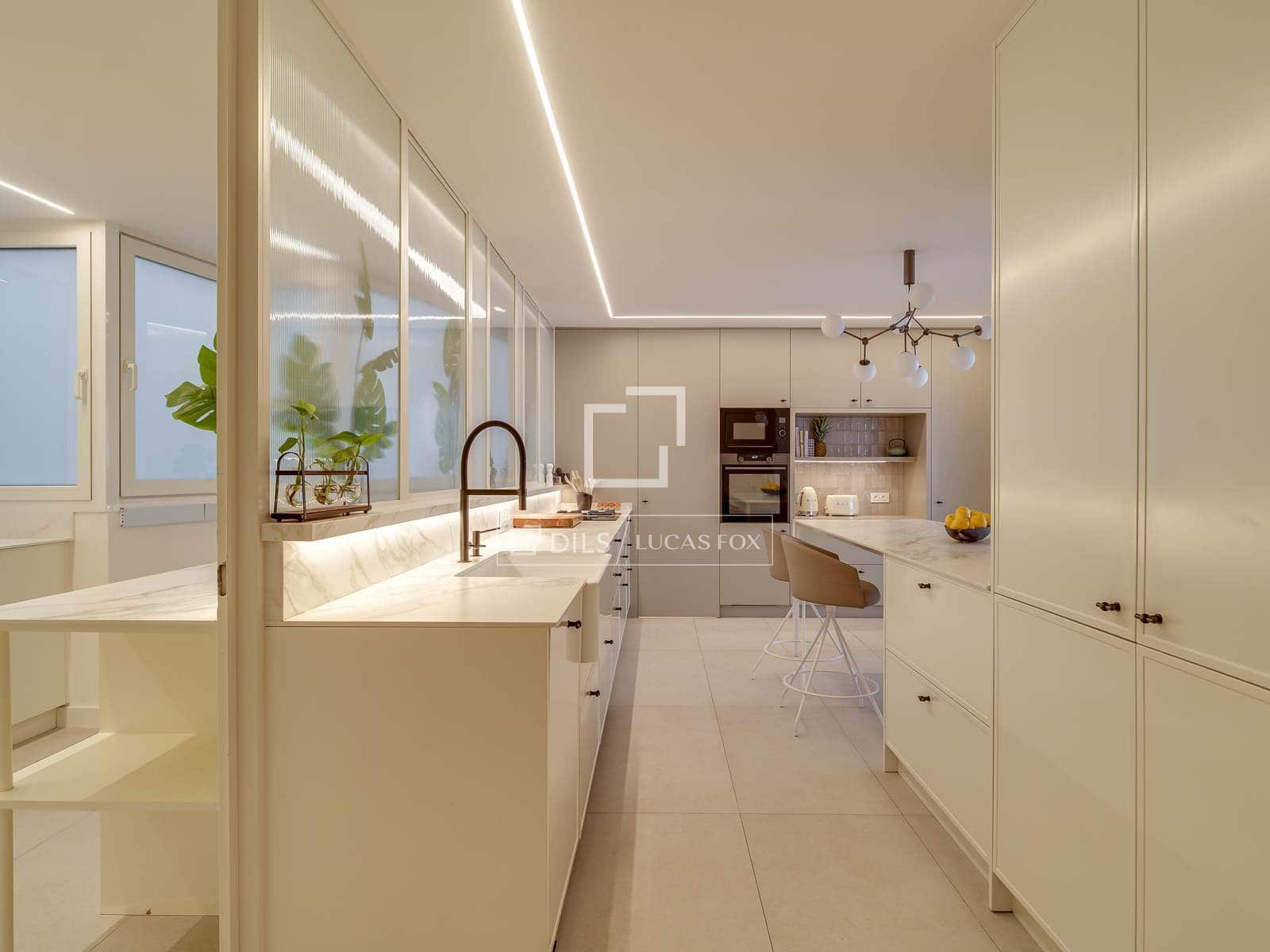 5 sovrum Lägenhet att hyra i Barcelona stad med garage - 8 500 € (Ref: 9795234)