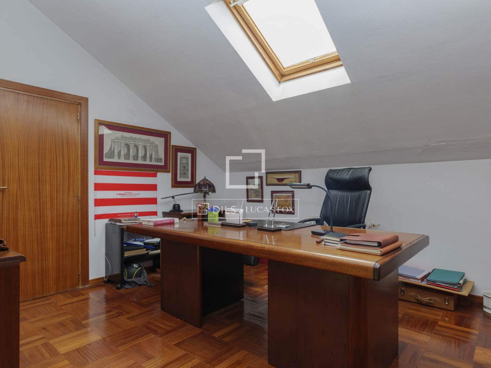 6 soverom Villa til salgs i Boadilla del Monte med svømmebasseng garasje - € 2 100 000 (Ref: 9795236)