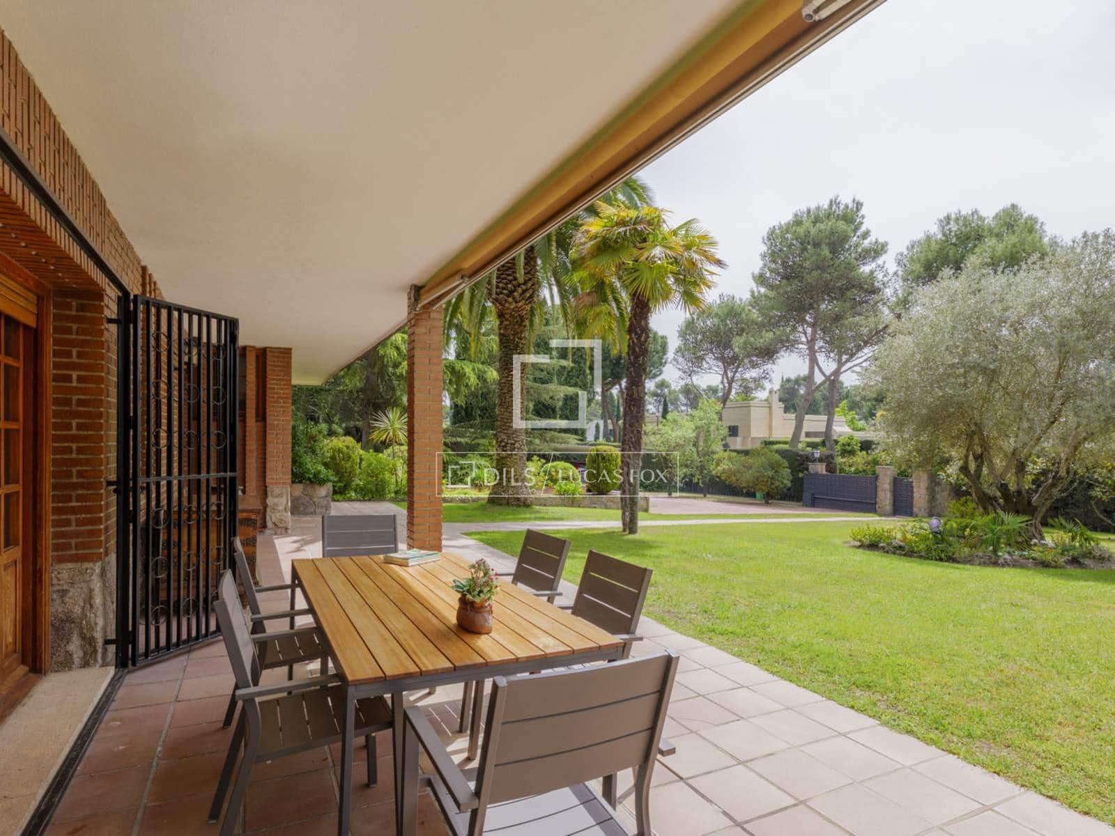 6 soverom Villa til salgs i Boadilla del Monte med svømmebasseng garasje - € 2 100 000 (Ref: 9795236)