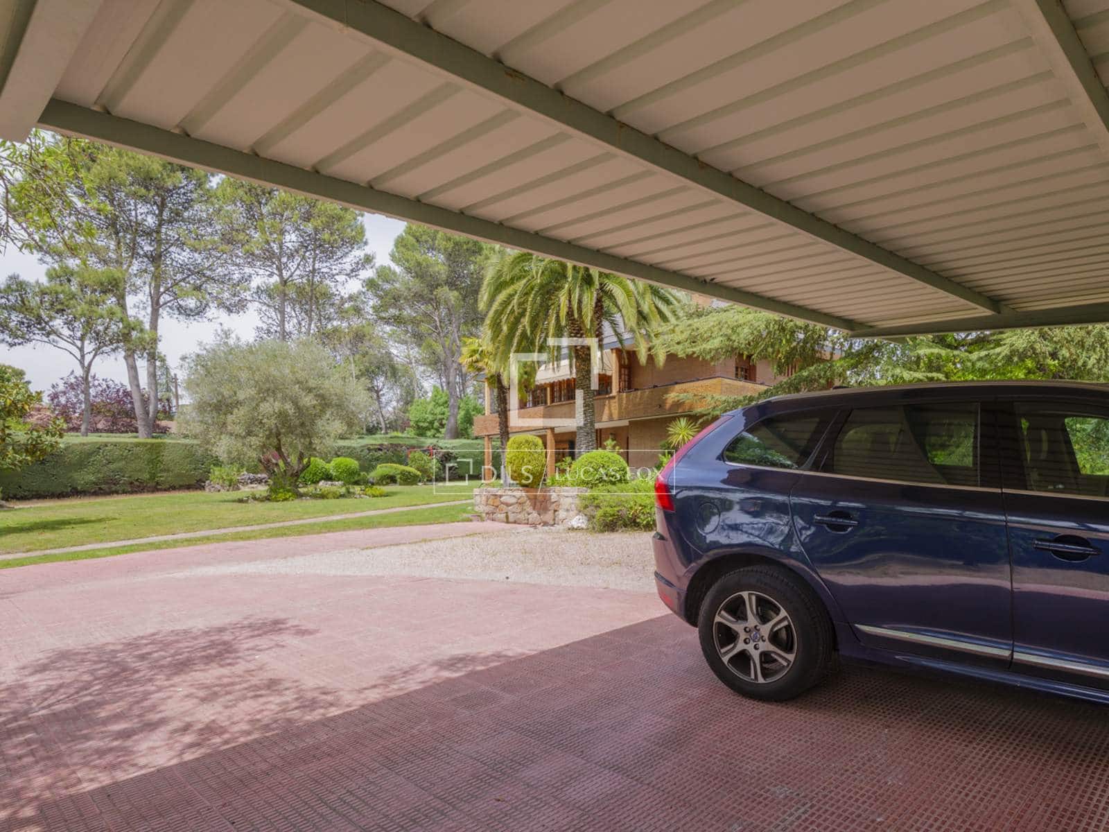 6 soverom Villa til salgs i Boadilla del Monte med svømmebasseng garasje - € 2 100 000 (Ref: 9795236)