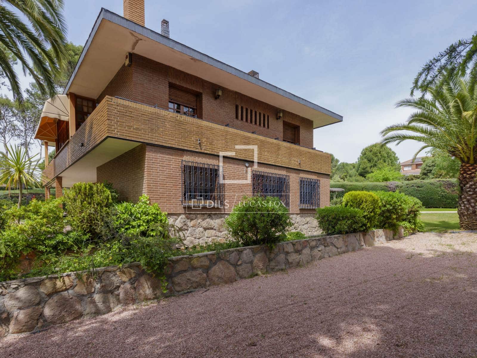 6 soverom Villa til salgs i Boadilla del Monte med svømmebasseng garasje - € 2 100 000 (Ref: 9795236)