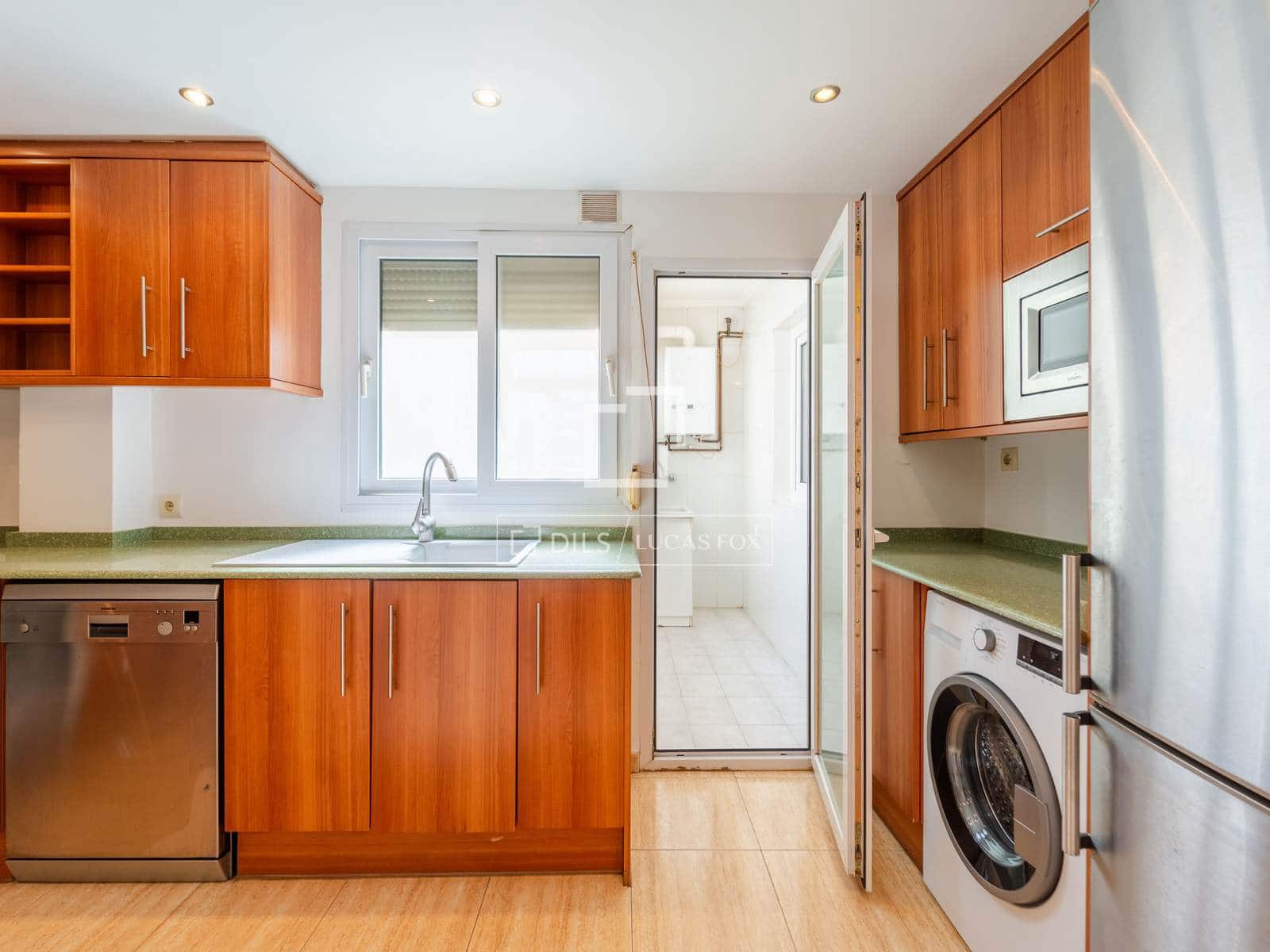 3 sovrum Lägenhet till salu i Valencia stad med garage - 340 000 € (Ref: 9795237)