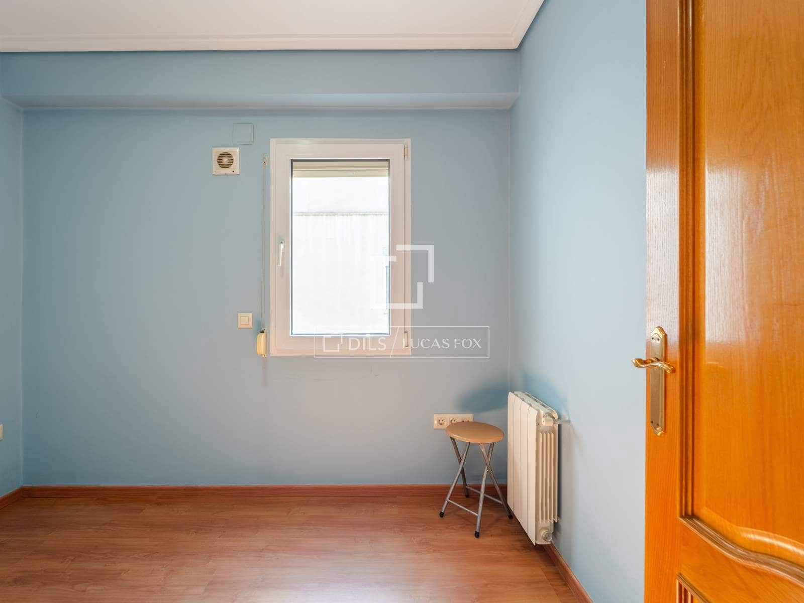 3 sovrum Lägenhet till salu i Valencia stad med garage - 340 000 € (Ref: 9795237)