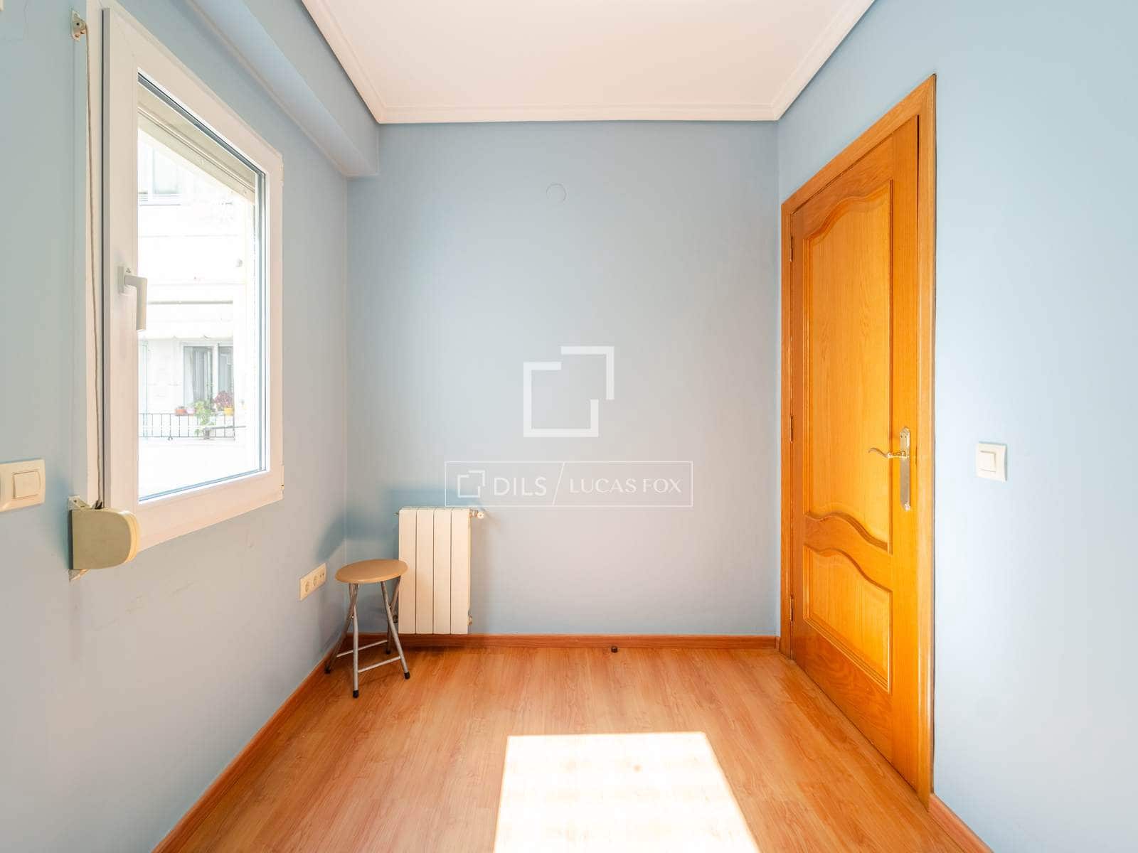 3 sovrum Lägenhet till salu i Valencia stad med garage - 340 000 € (Ref: 9795237)