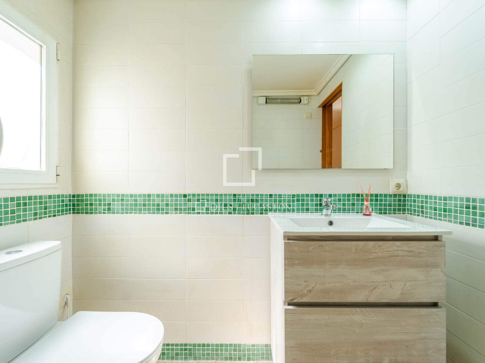 3 sovrum Lägenhet till salu i Valencia stad med garage - 340 000 € (Ref: 9795237)