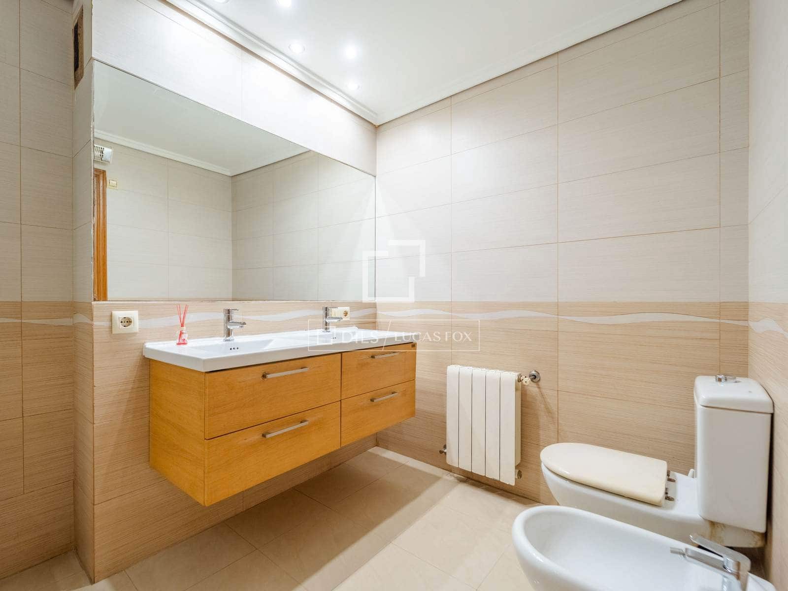 3 sovrum Lägenhet till salu i Valencia stad med garage - 340 000 € (Ref: 9795237)