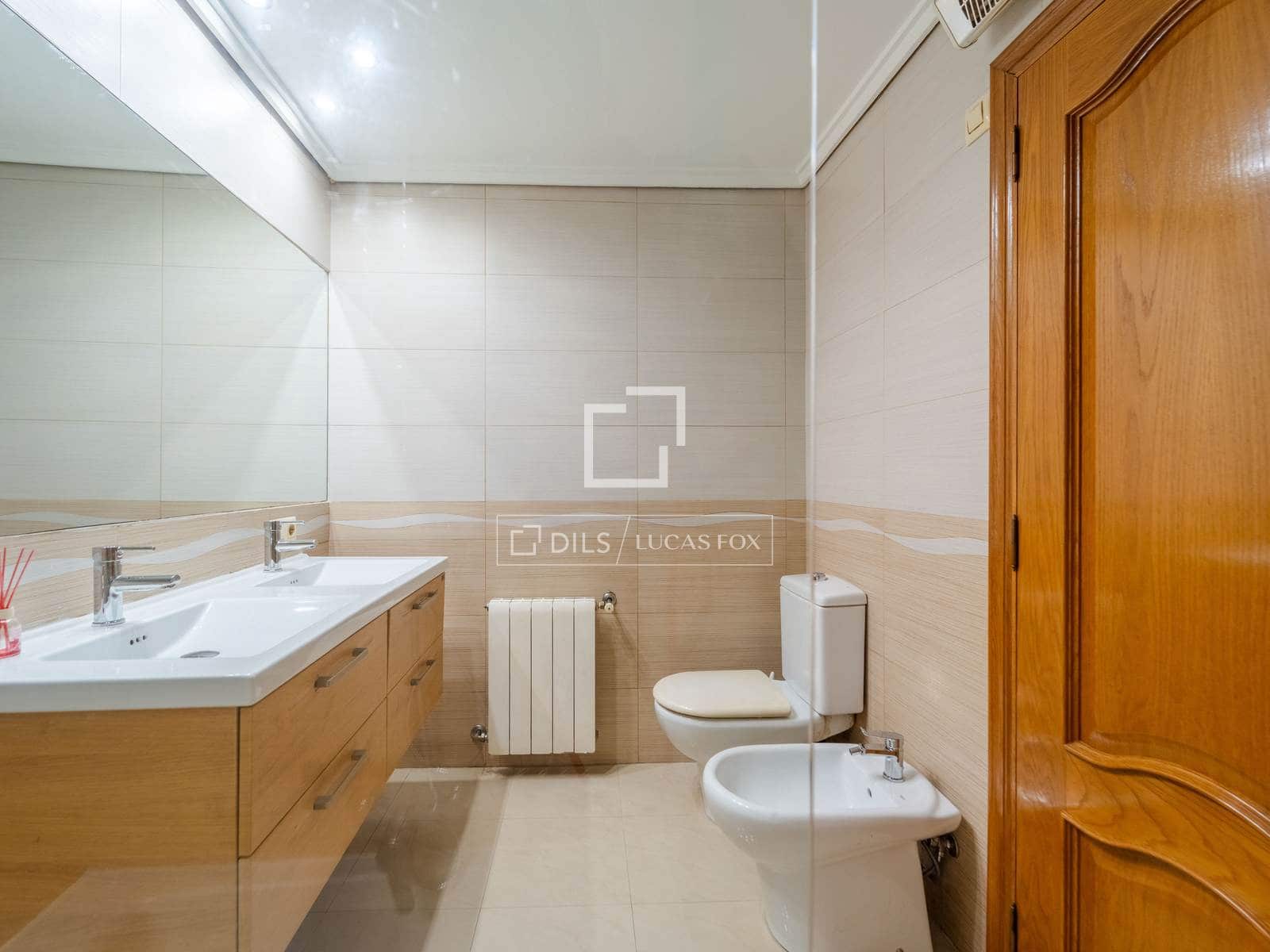 3 sovrum Lägenhet till salu i Valencia stad med garage - 340 000 € (Ref: 9795237)