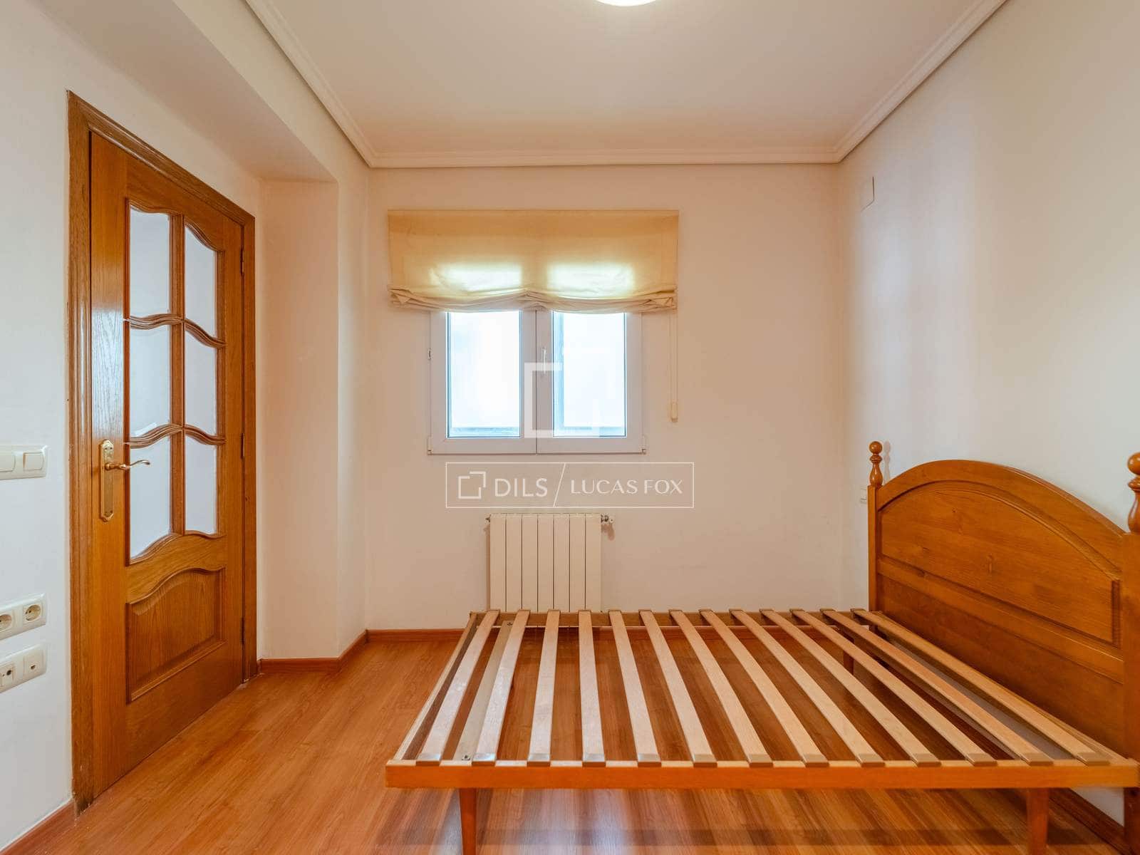 3 sovrum Lägenhet till salu i Valencia stad med garage - 340 000 € (Ref: 9795237)