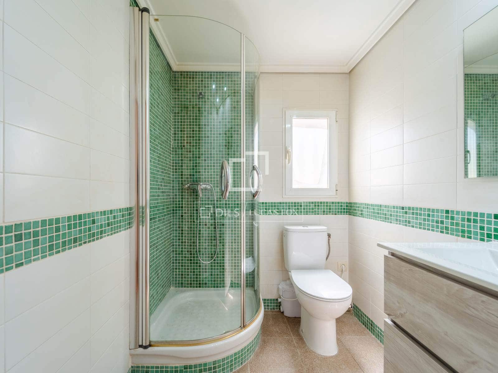 3 sovrum Lägenhet till salu i Valencia stad med garage - 340 000 € (Ref: 9795237)