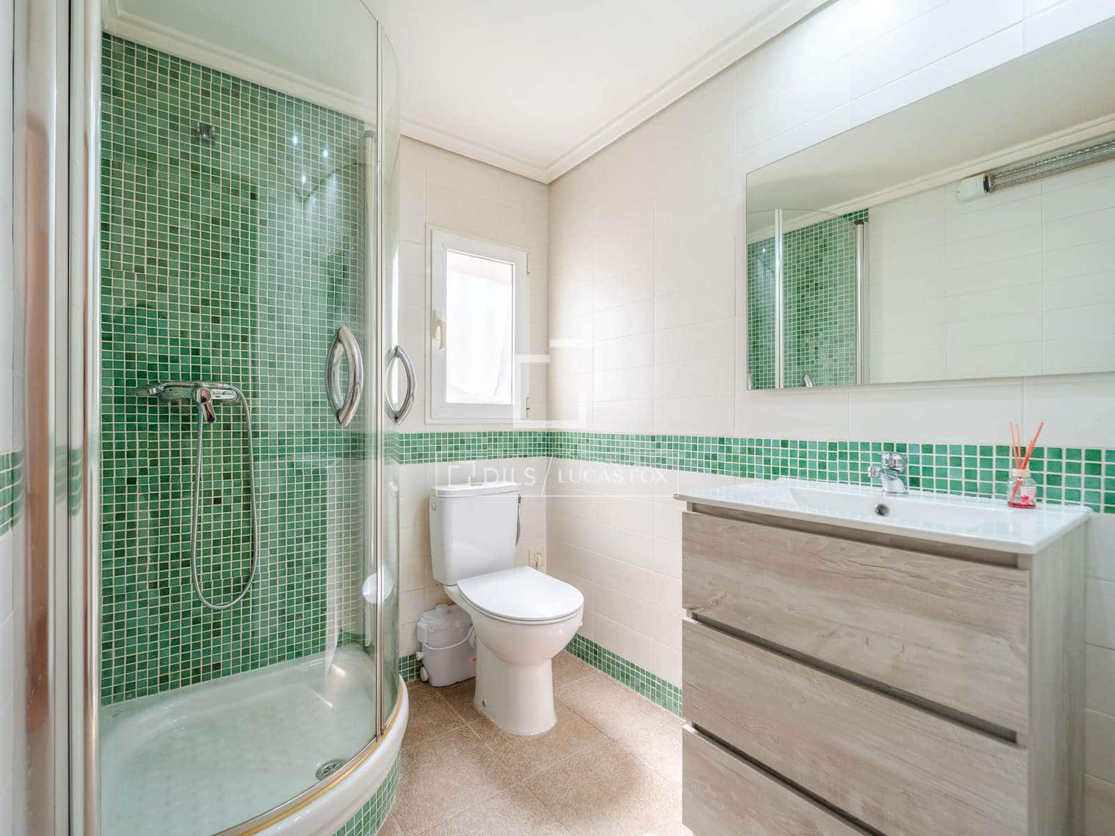 3 sovrum Lägenhet till salu i Valencia stad med garage - 340 000 € (Ref: 9795237)