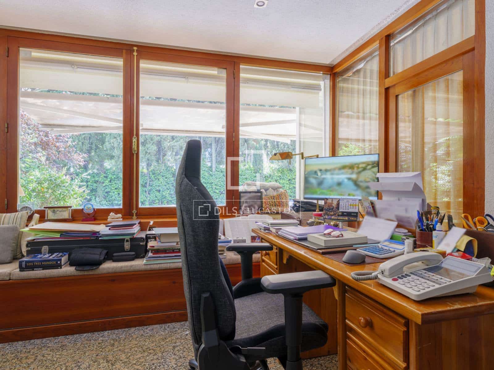 6 bedroom Villa for sale in Pozuelo de Alarcon with pool garage - € 1,650,000 (Ref: 9795238)