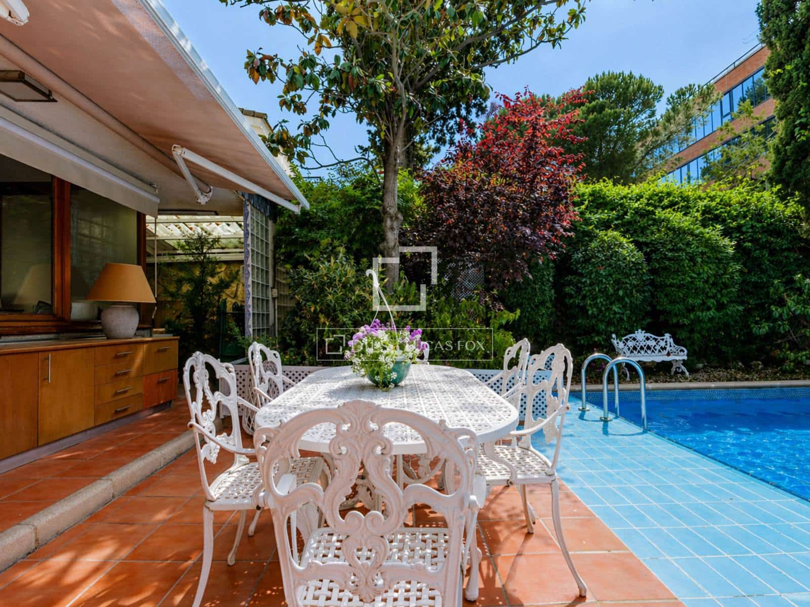 6 bedroom Villa for sale in Pozuelo de Alarcon with pool garage - € 1,650,000 (Ref: 9795238)