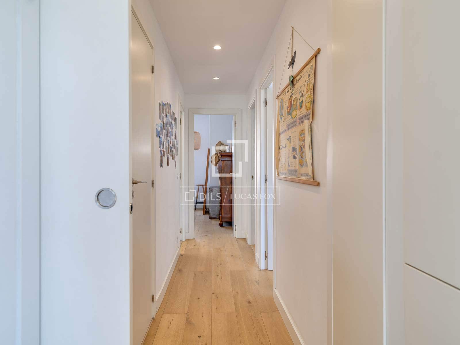 Ático de 3 habitaciones en Barcelona ciudad en venta - 795.000 € (Ref: 9795600)