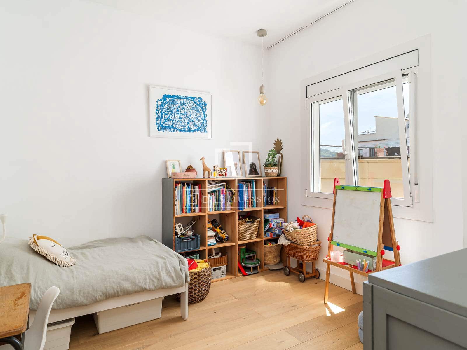 Ático de 3 habitaciones en Barcelona ciudad en venta - 795.000 € (Ref: 9795600)