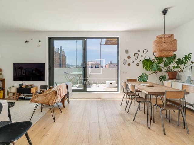 Ático de 3 habitaciones en Barcelona ciudad en venta - 795.000 € (Ref: 9795600)