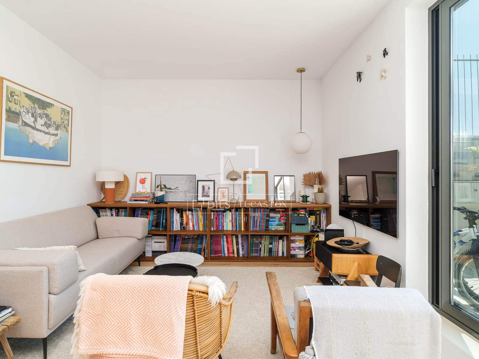 Ático de 3 habitaciones en Barcelona ciudad en venta - 795.000 € (Ref: 9795600)