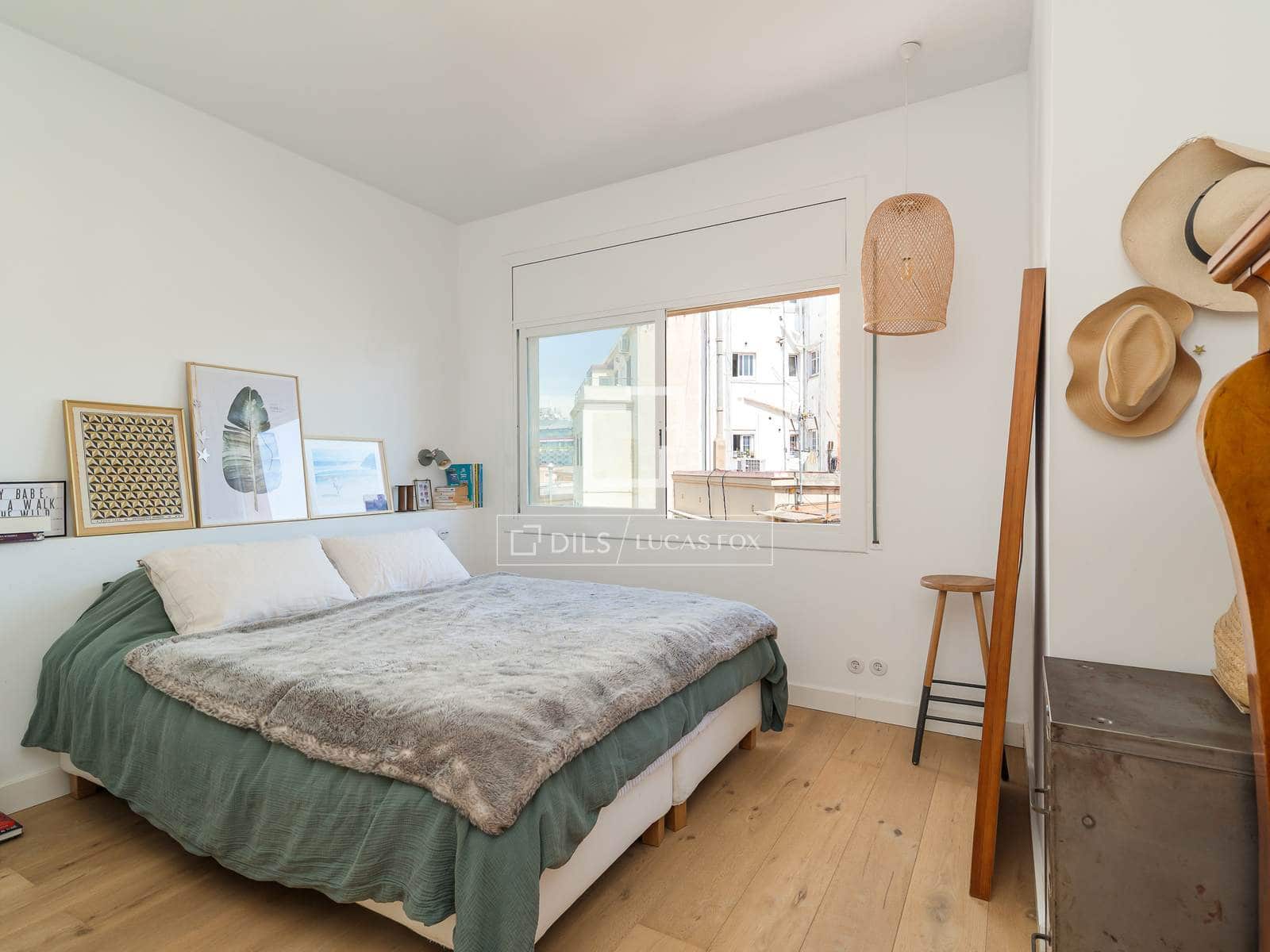 Ático de 3 habitaciones en Barcelona ciudad en venta - 795.000 € (Ref: 9795600)