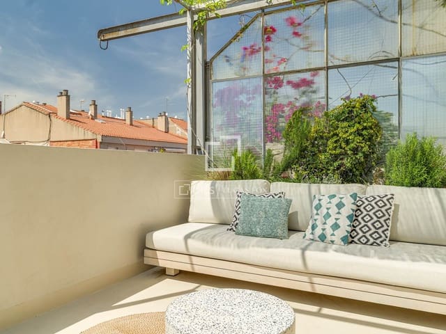 Ático de 3 habitaciones en Barcelona ciudad en venta - 795.000 € (Ref: 9795600)
