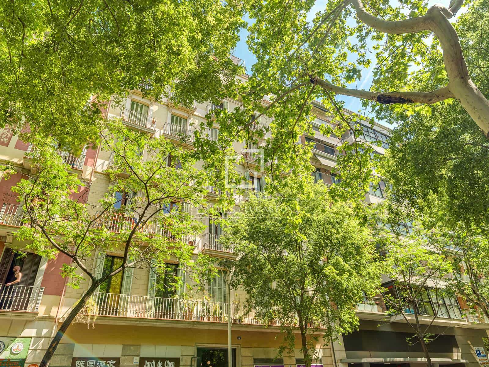 Ático de 3 habitaciones en Barcelona ciudad en venta - 795.000 € (Ref: 9795600)