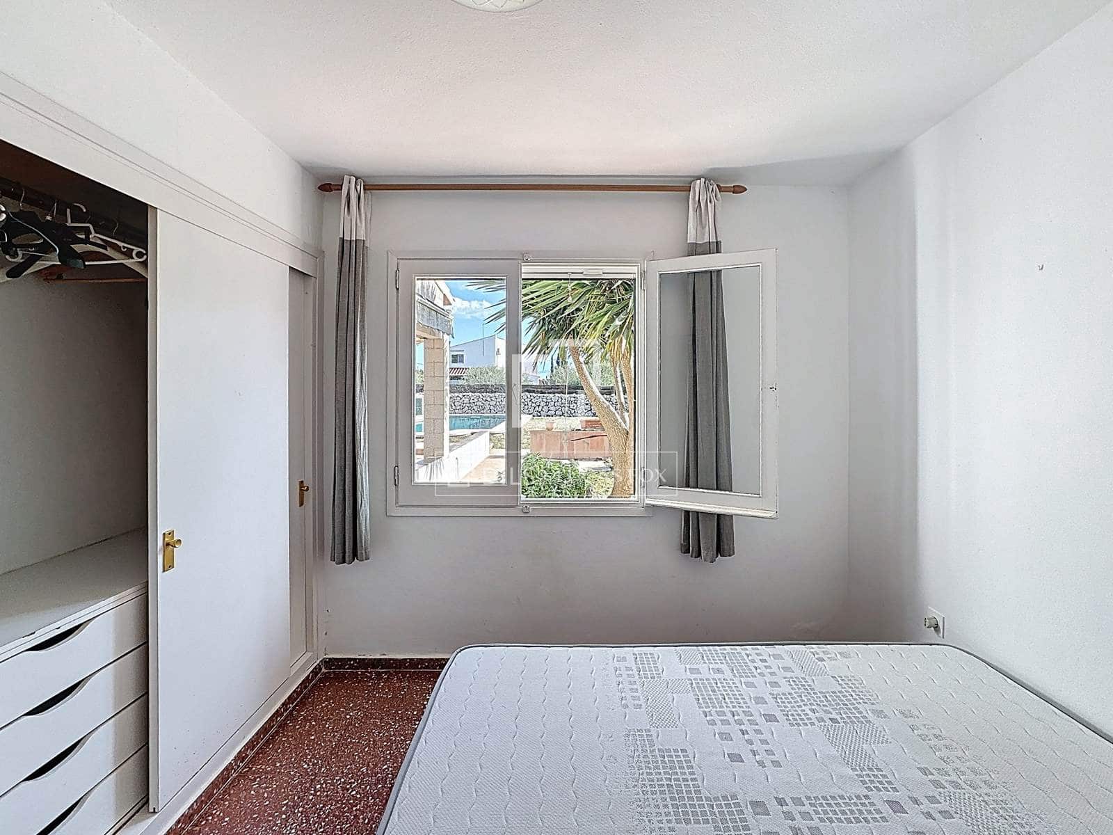 5 sypialnia Willa na sprzedaż w Es Castell z basenem - 690 000 € (Ref: 9795601)