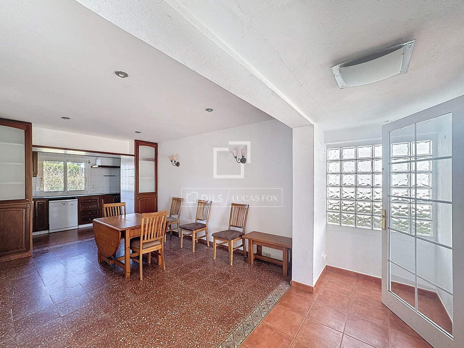 5 sypialnia Willa na sprzedaż w Es Castell z basenem - 690 000 € (Ref: 9795601)