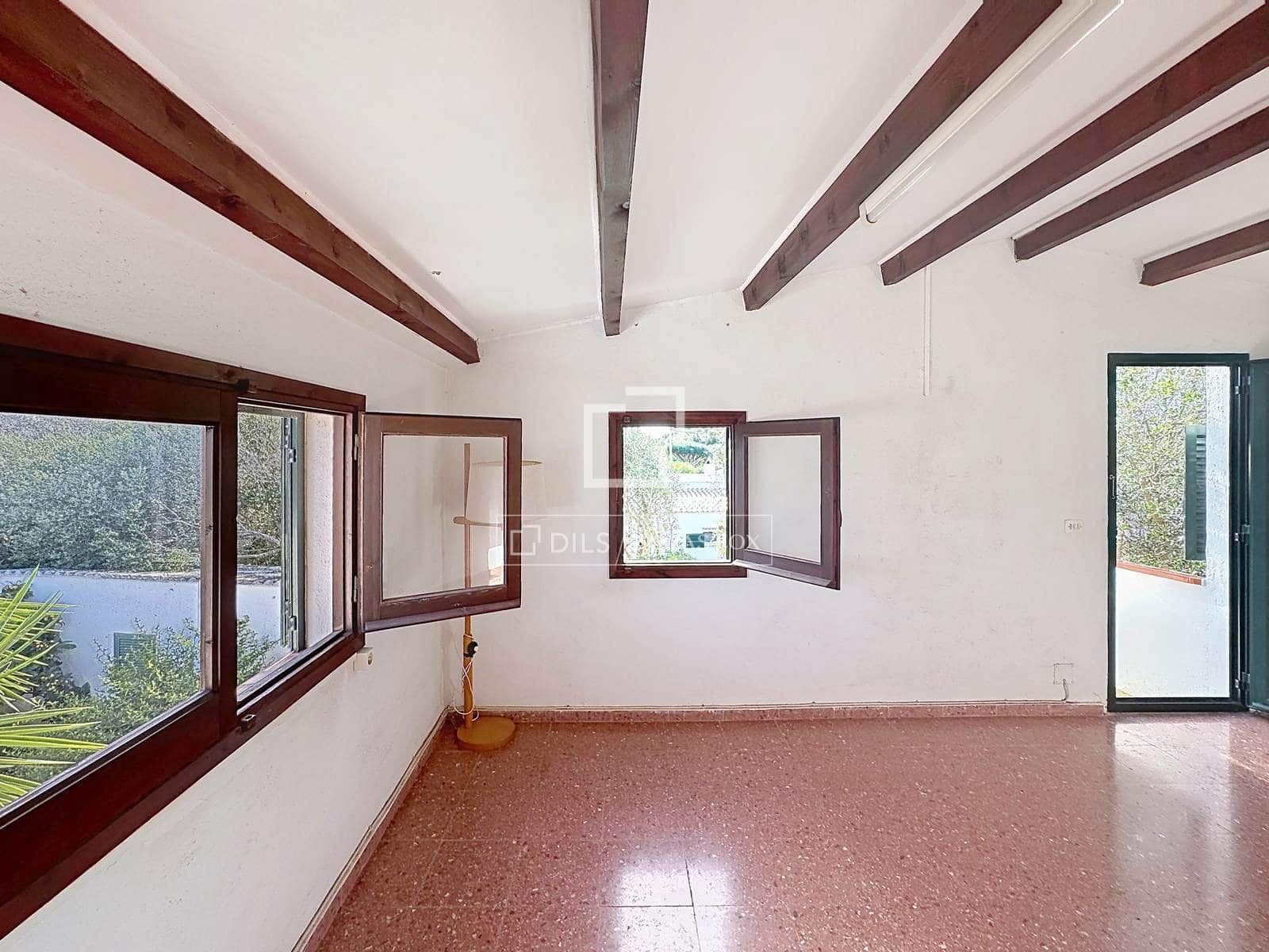 5 sypialnia Willa na sprzedaż w Es Castell z basenem - 690 000 € (Ref: 9795601)