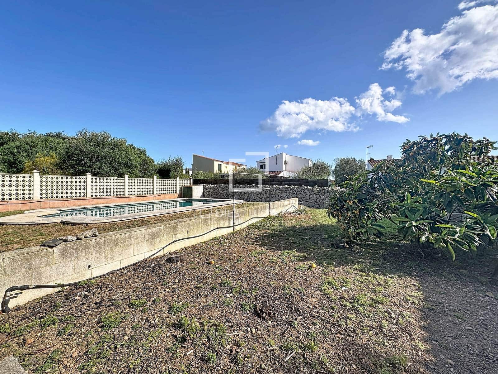 5 sypialnia Willa na sprzedaż w Es Castell z basenem - 690 000 € (Ref: 9795601)