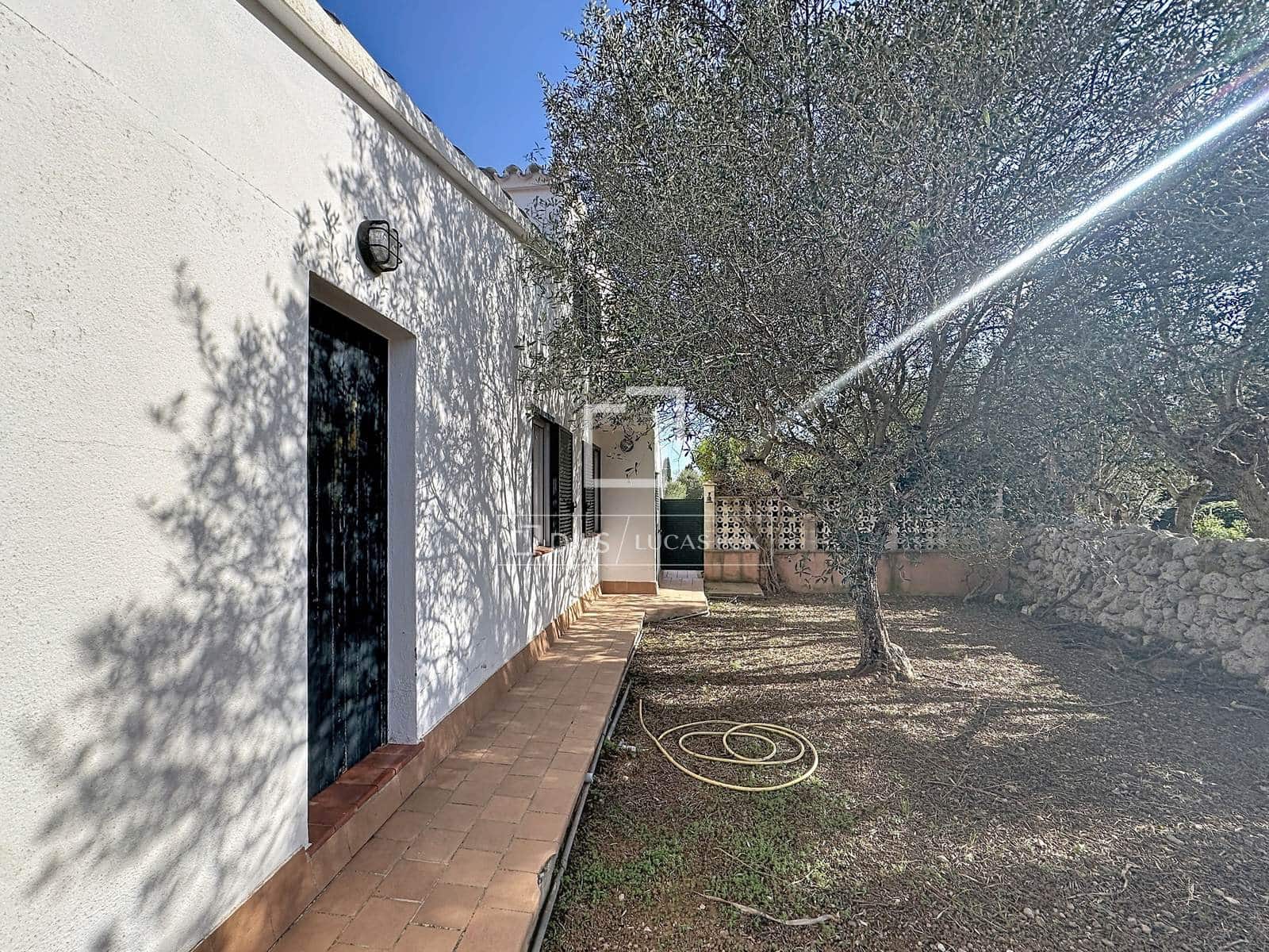 5 sypialnia Willa na sprzedaż w Es Castell z basenem - 690 000 € (Ref: 9795601)