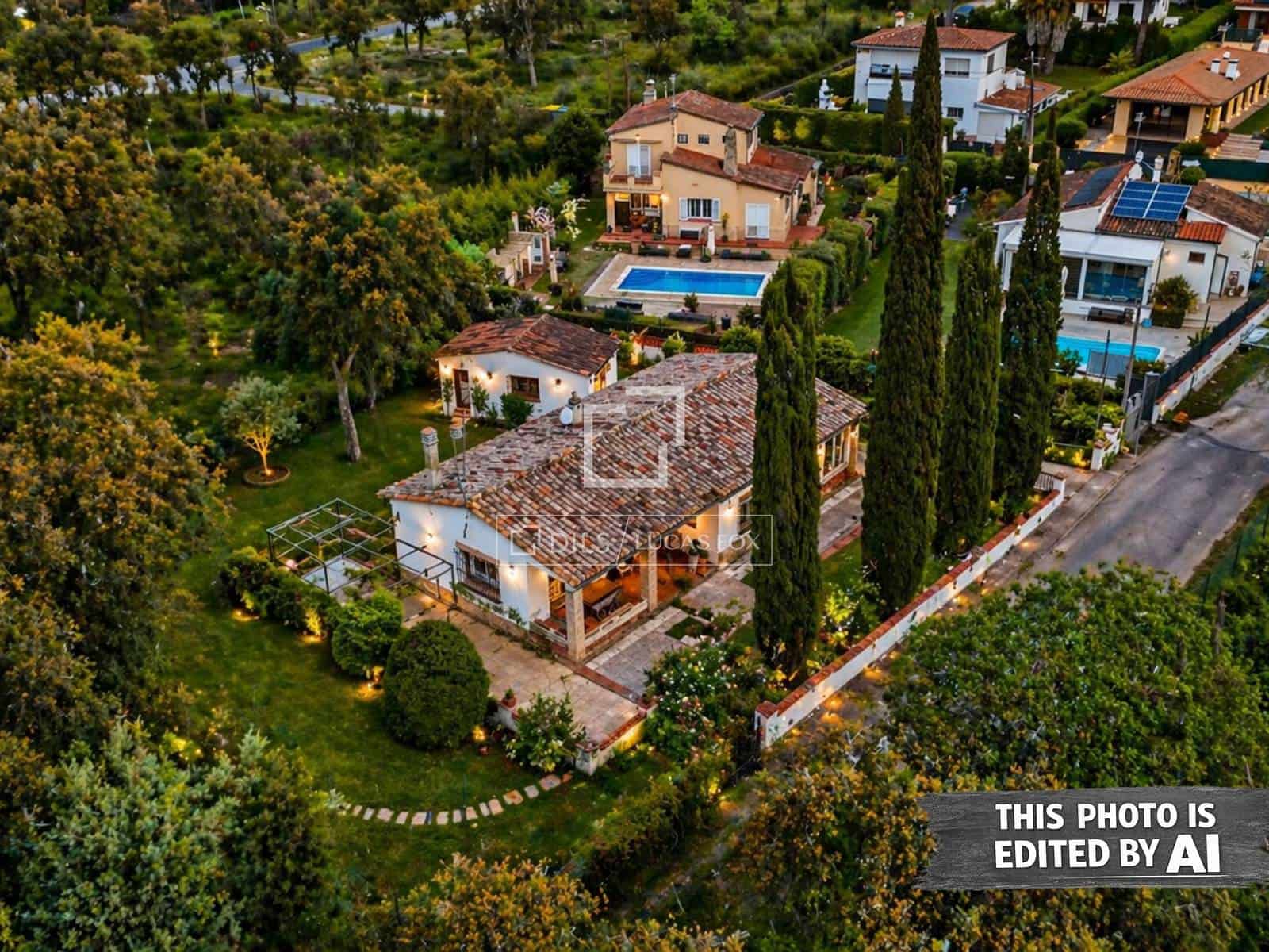 4 makuuhuone Huvila myytävänä paikassa Santa Cristina d'Aro - 370 000 € (Ref: 9795771)