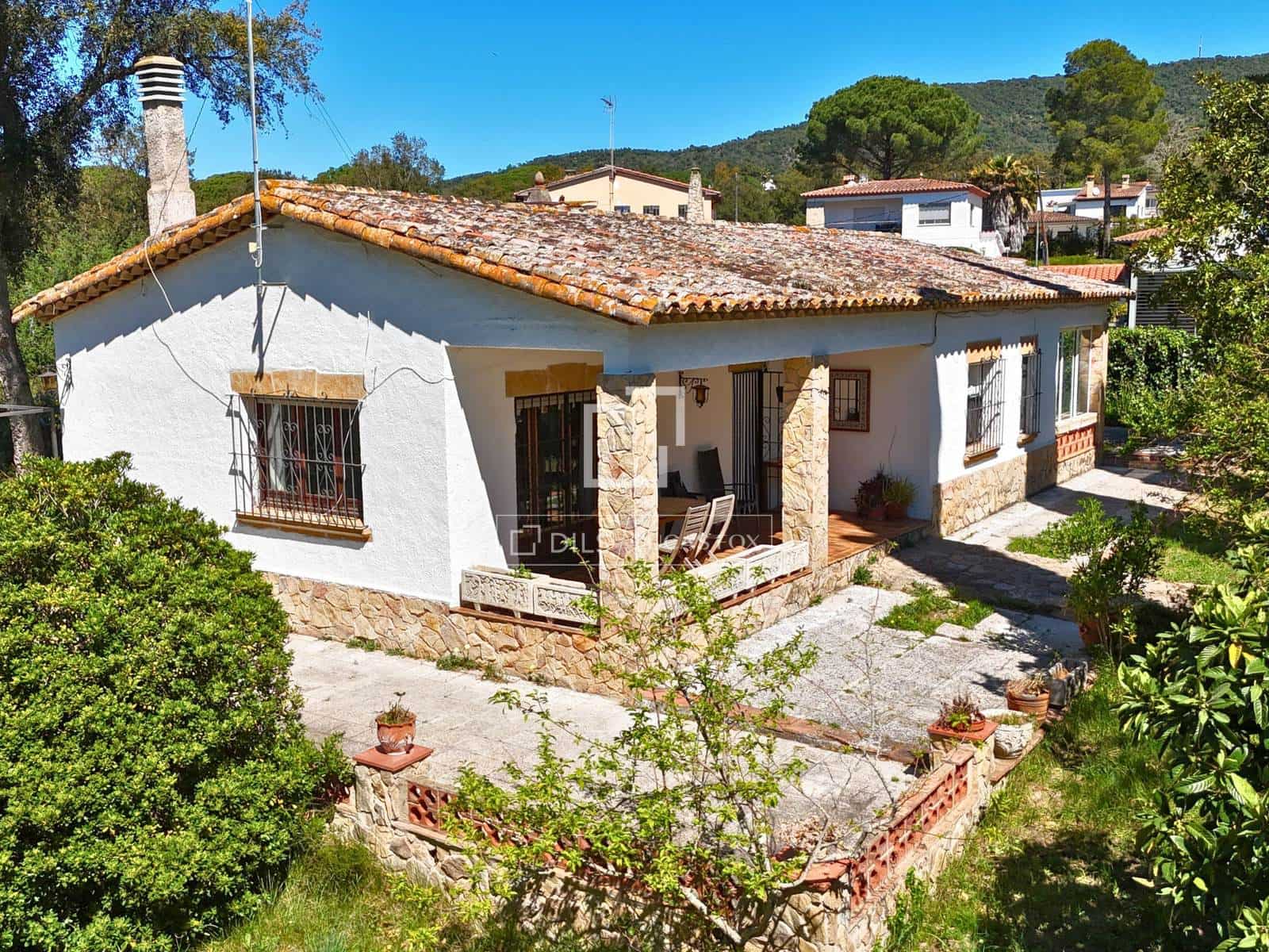 4 makuuhuone Huvila myytävänä paikassa Santa Cristina d'Aro - 370 000 € (Ref: 9795771)