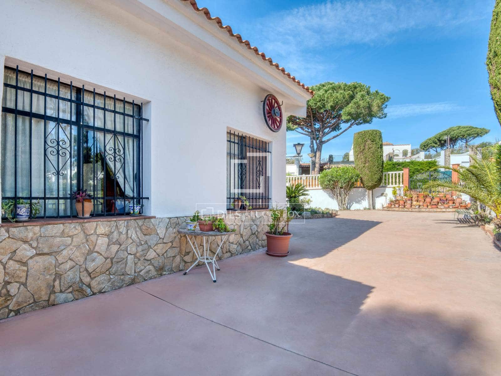 4 chambre Villa/Maison à vendre à Platja d'Aro - 870 000 € (Ref: 9795772)